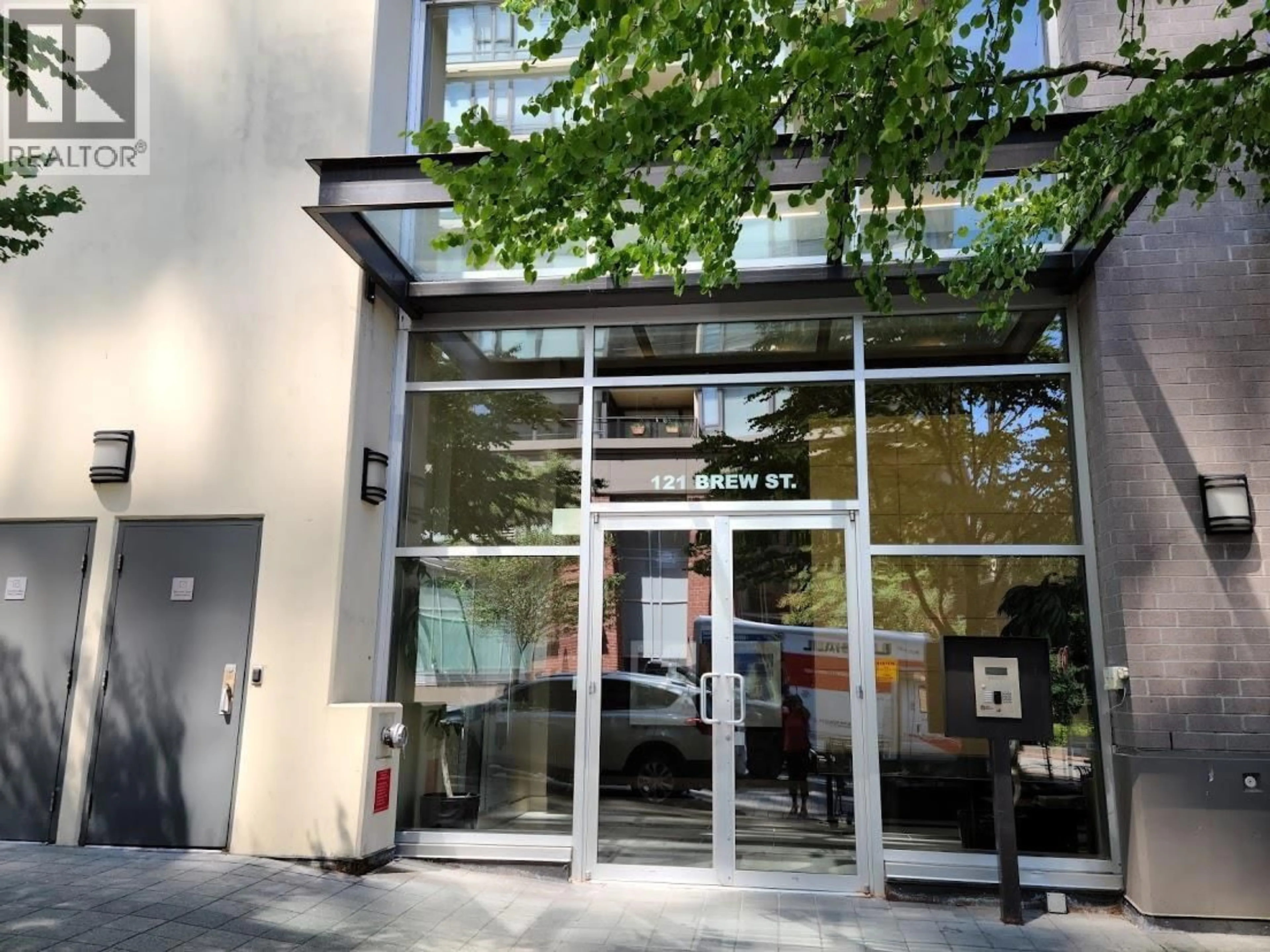 Indoor foyer for 613 - 121 BREW STREET, Port Moody British Columbia V3H0E2