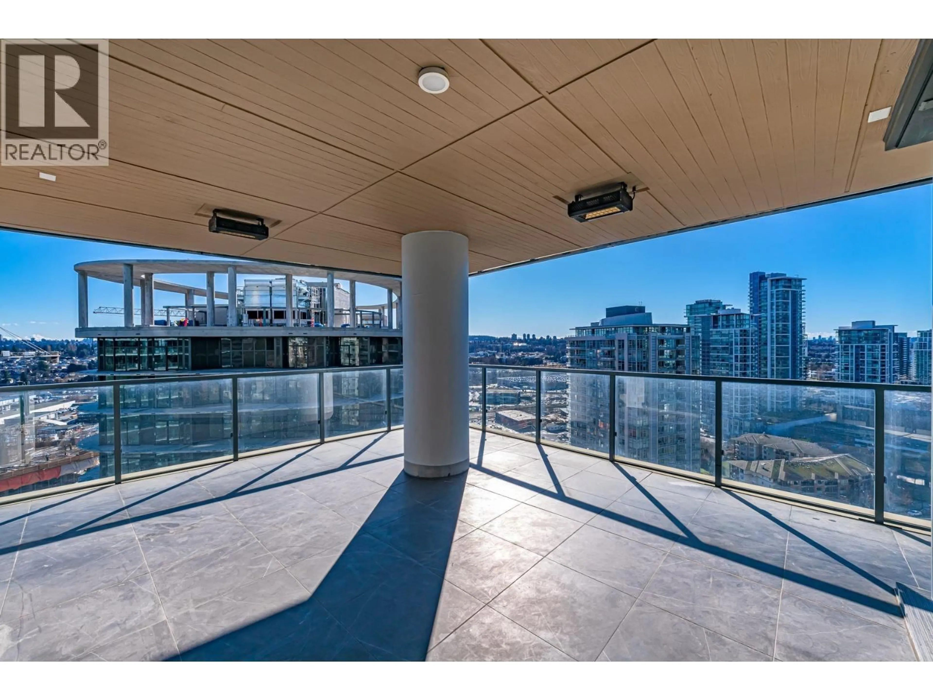 Indoor foyer for 1609 - 4880 LOUGHEED HIGHWAY, Burnaby British Columbia V5C0N1