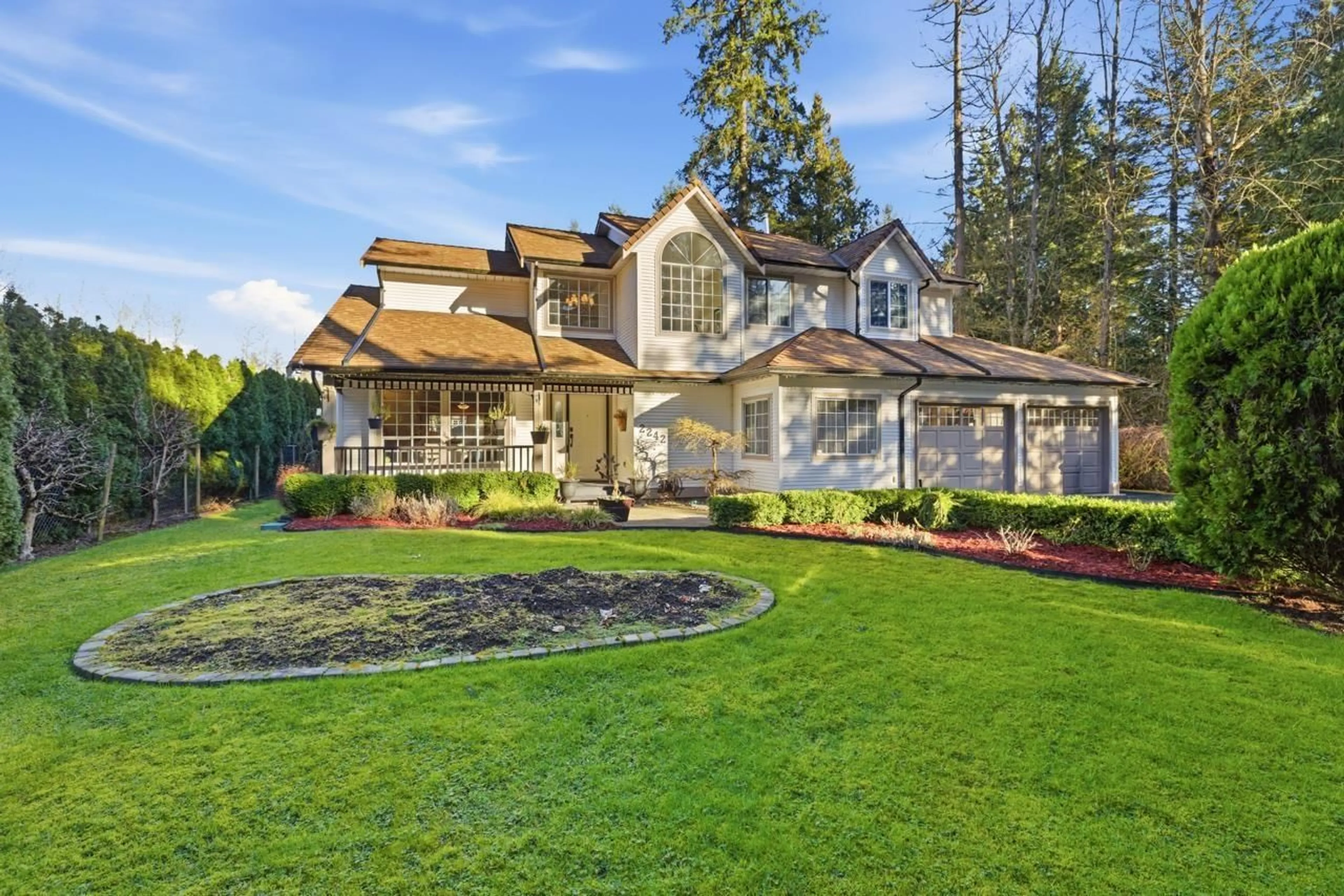 Home with vinyl exterior material, unknown for 2242 200 STREET, Langley British Columbia V2Z1W9