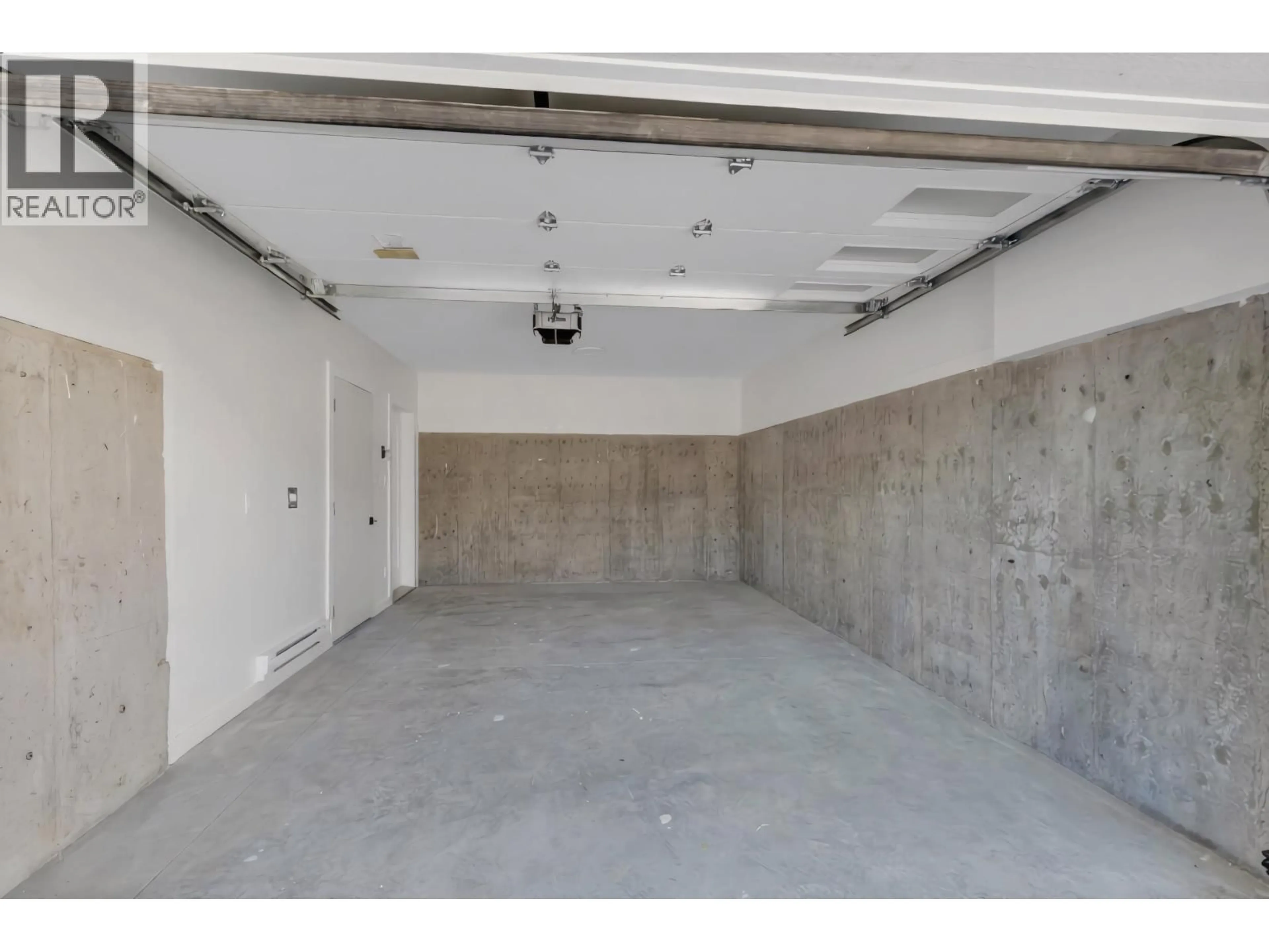 Indoor garage for 1004 PHARE CRESCENT, Pemberton British Columbia V0N0A7