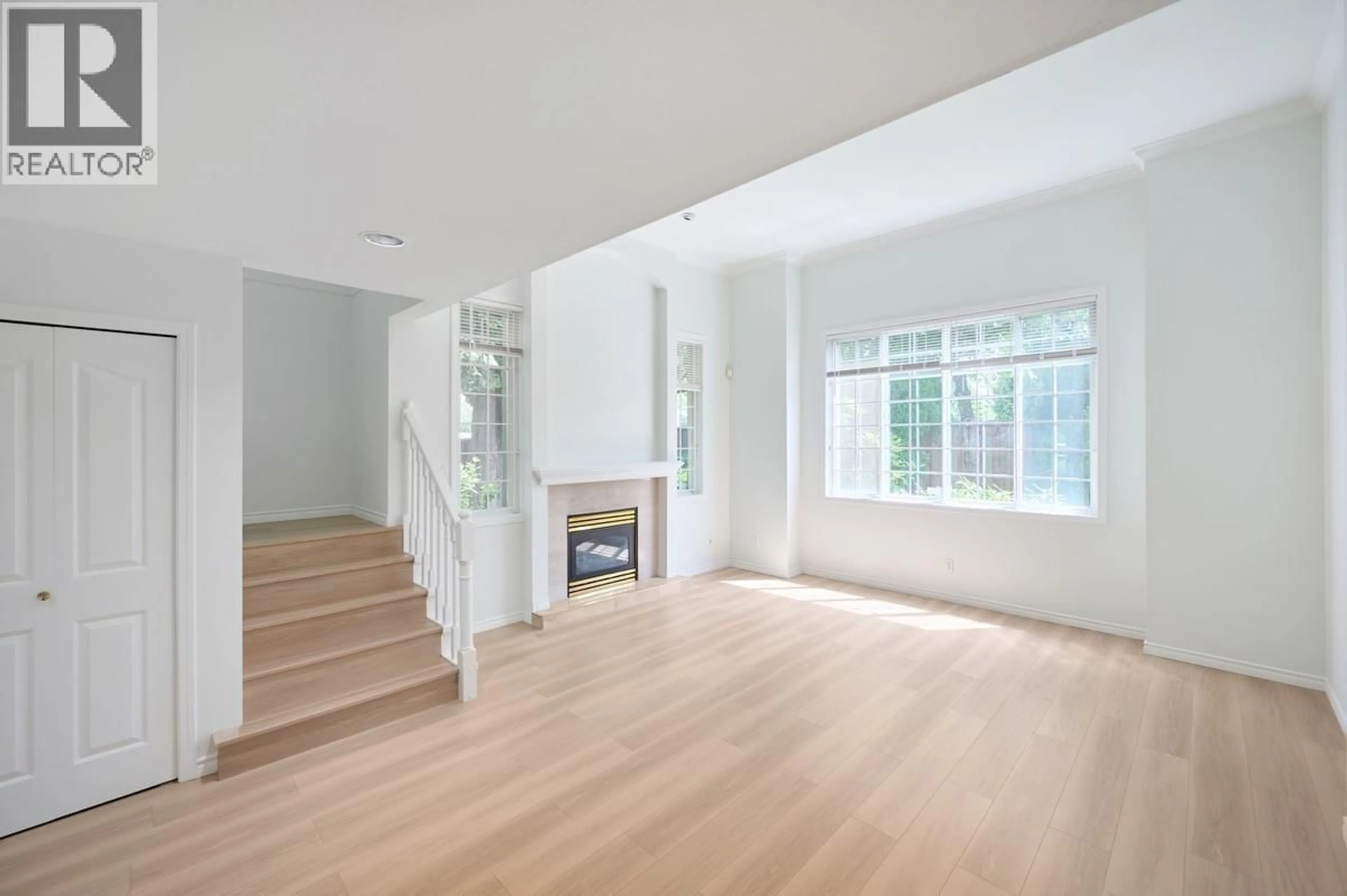 Unknown for 9591 NO. 3 ROAD, Richmond British Columbia V7A1W2