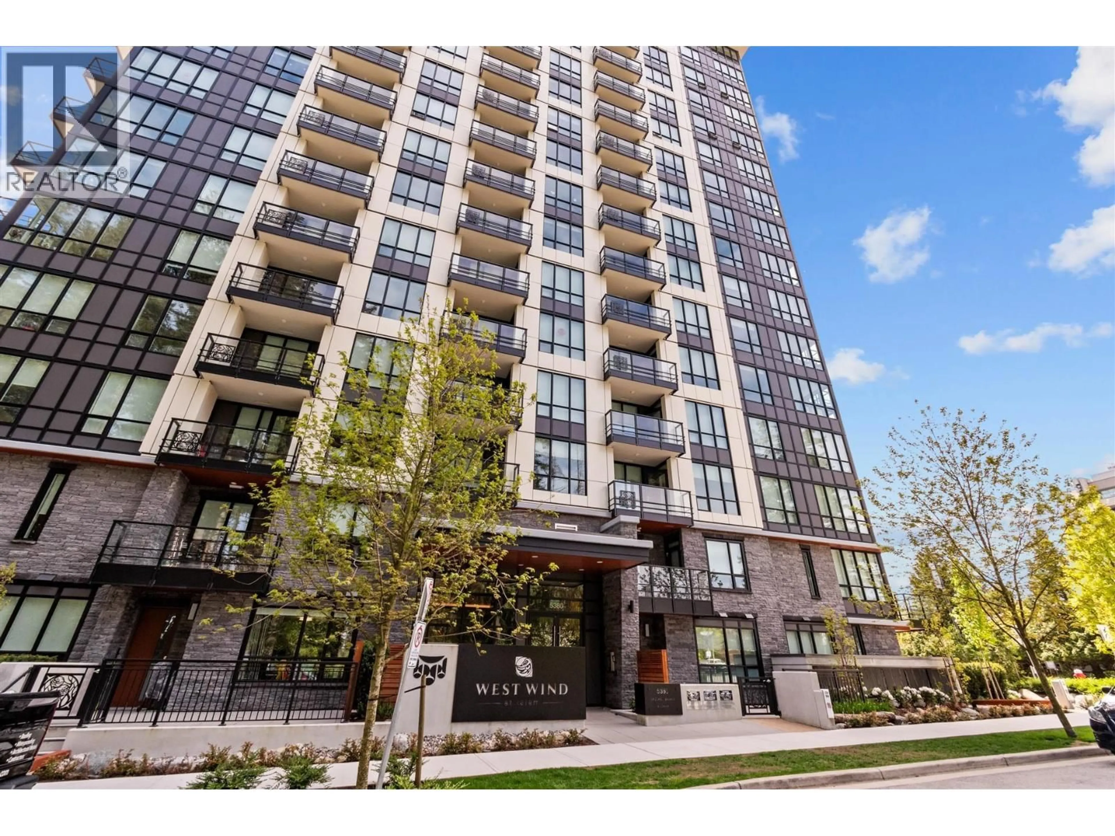 Indoor foyer for 504 - 5380 CROOKED BRANCH ROAD, Vancouver British Columbia V6T0E5