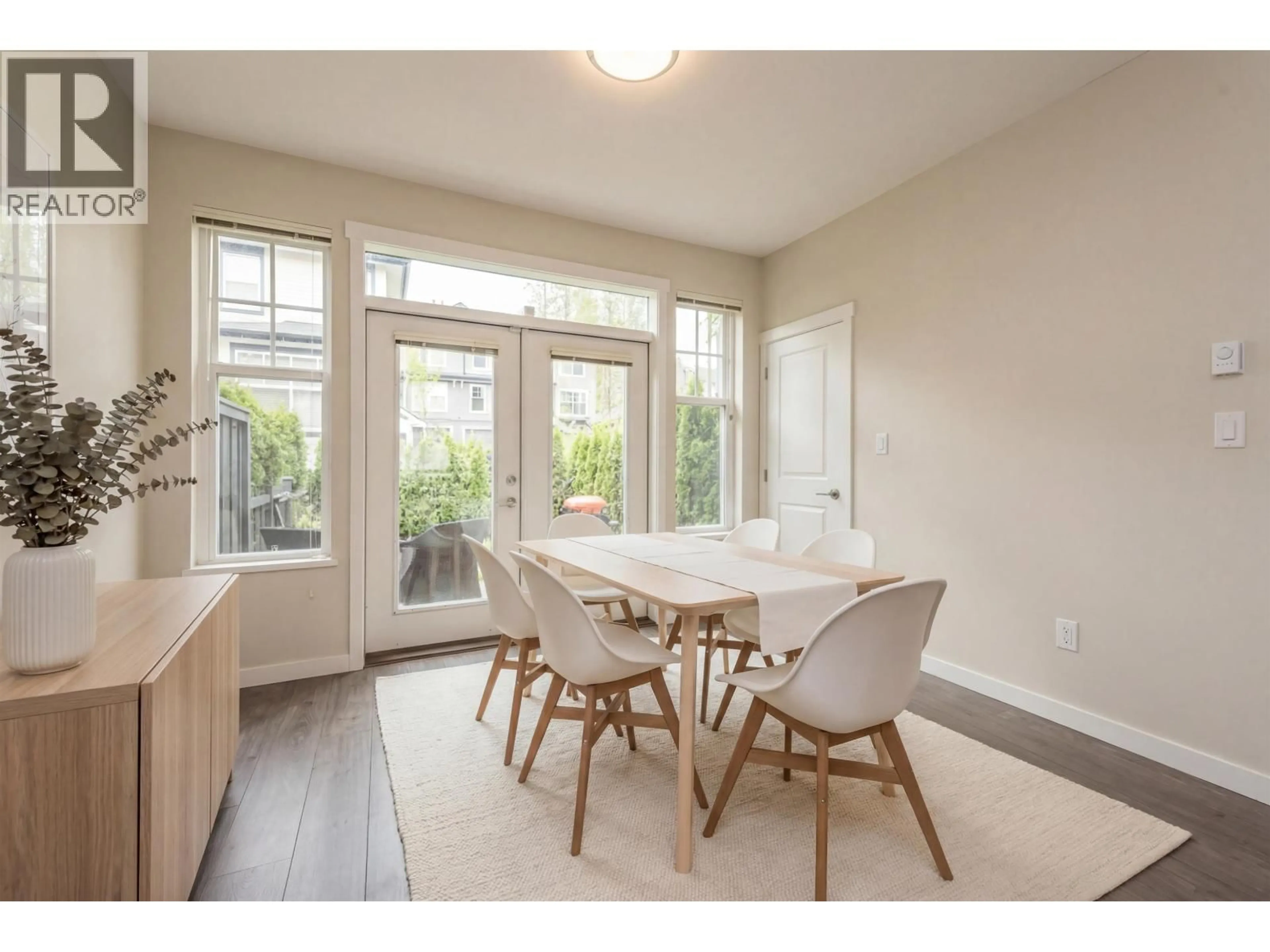 Dining room, wood/laminate floor for 10 - 3461 PRINCETON AVENUE, Coquitlam British Columbia V3E0M2