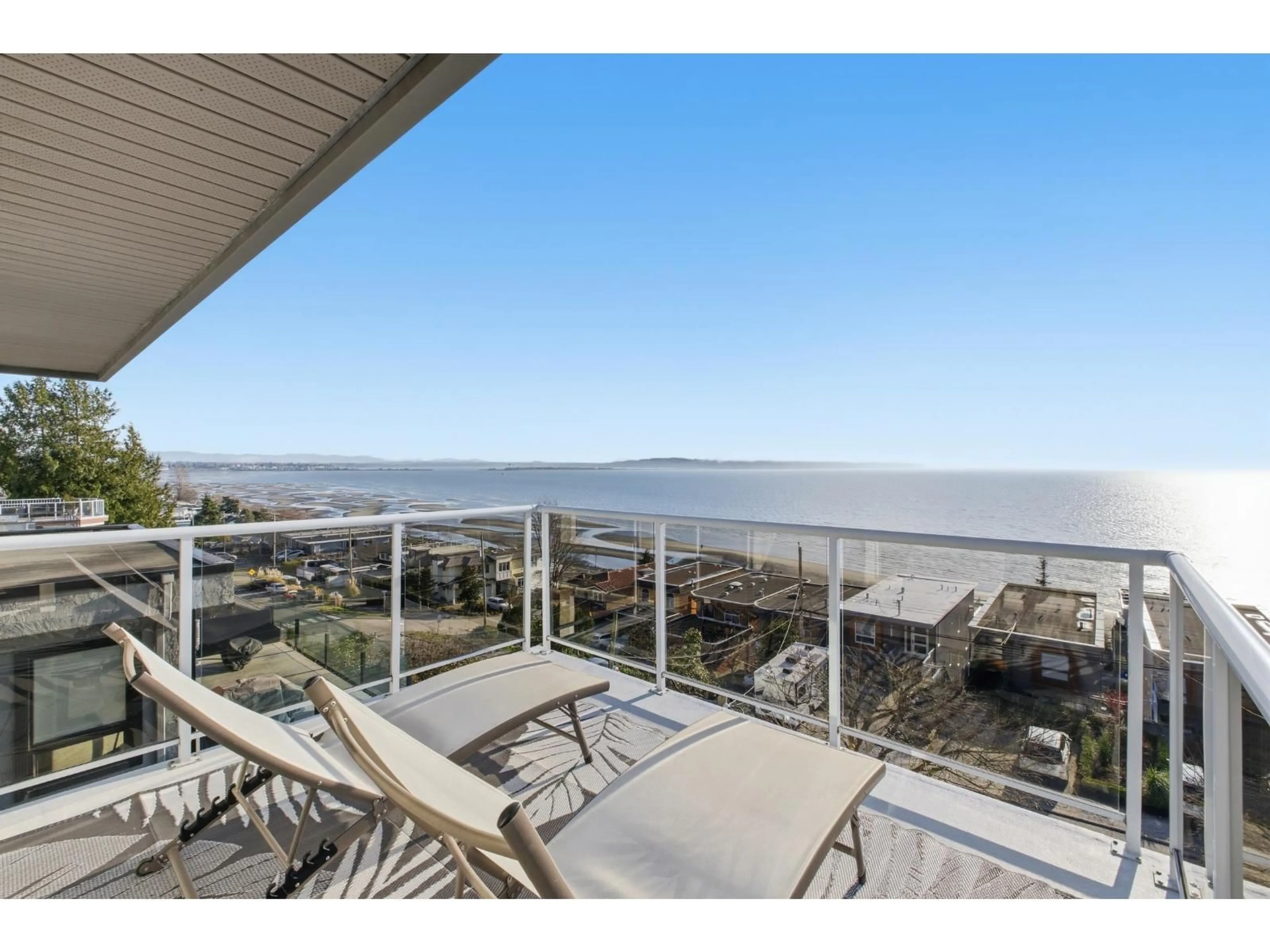 Unknown for 15373 VICTORIA AVENUE, White Rock British Columbia V4B1H1