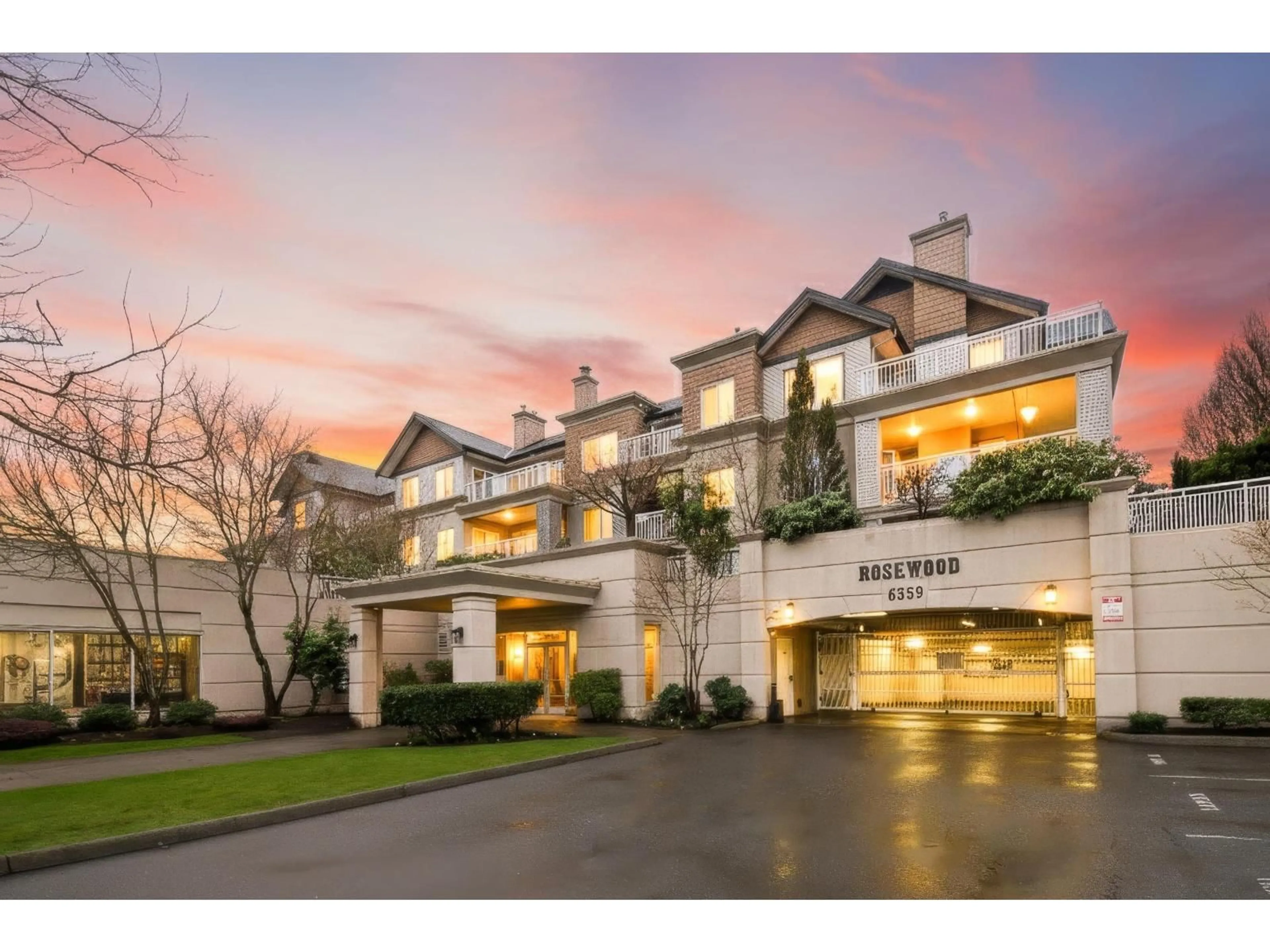 Indoor foyer for 215 - 6359 198TH STREET, Langley British Columbia V2Y2E3