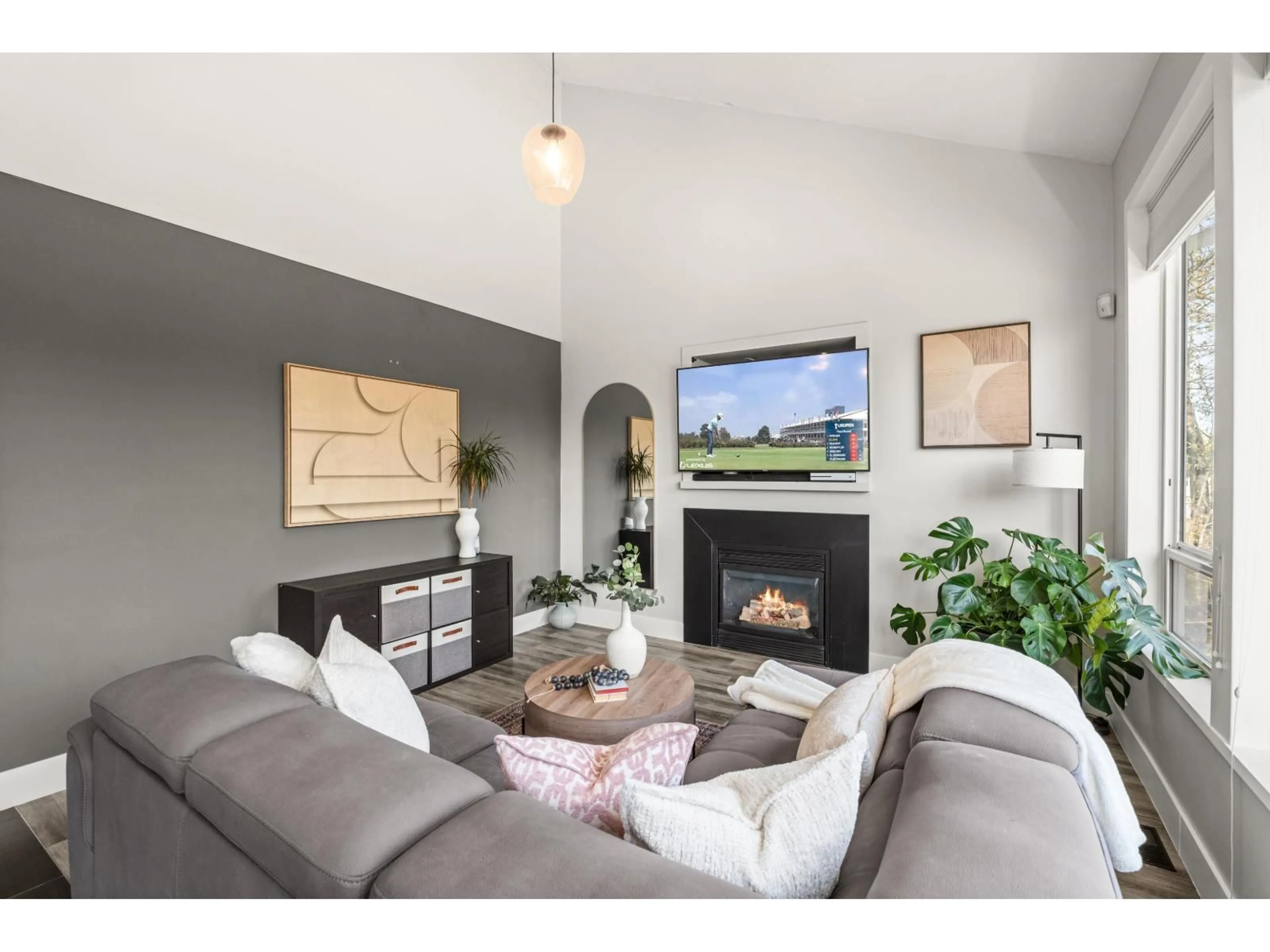 Living room with furniture, unknown for 36047 OLD YALE ROAD, Abbotsford British Columbia V3G2C6