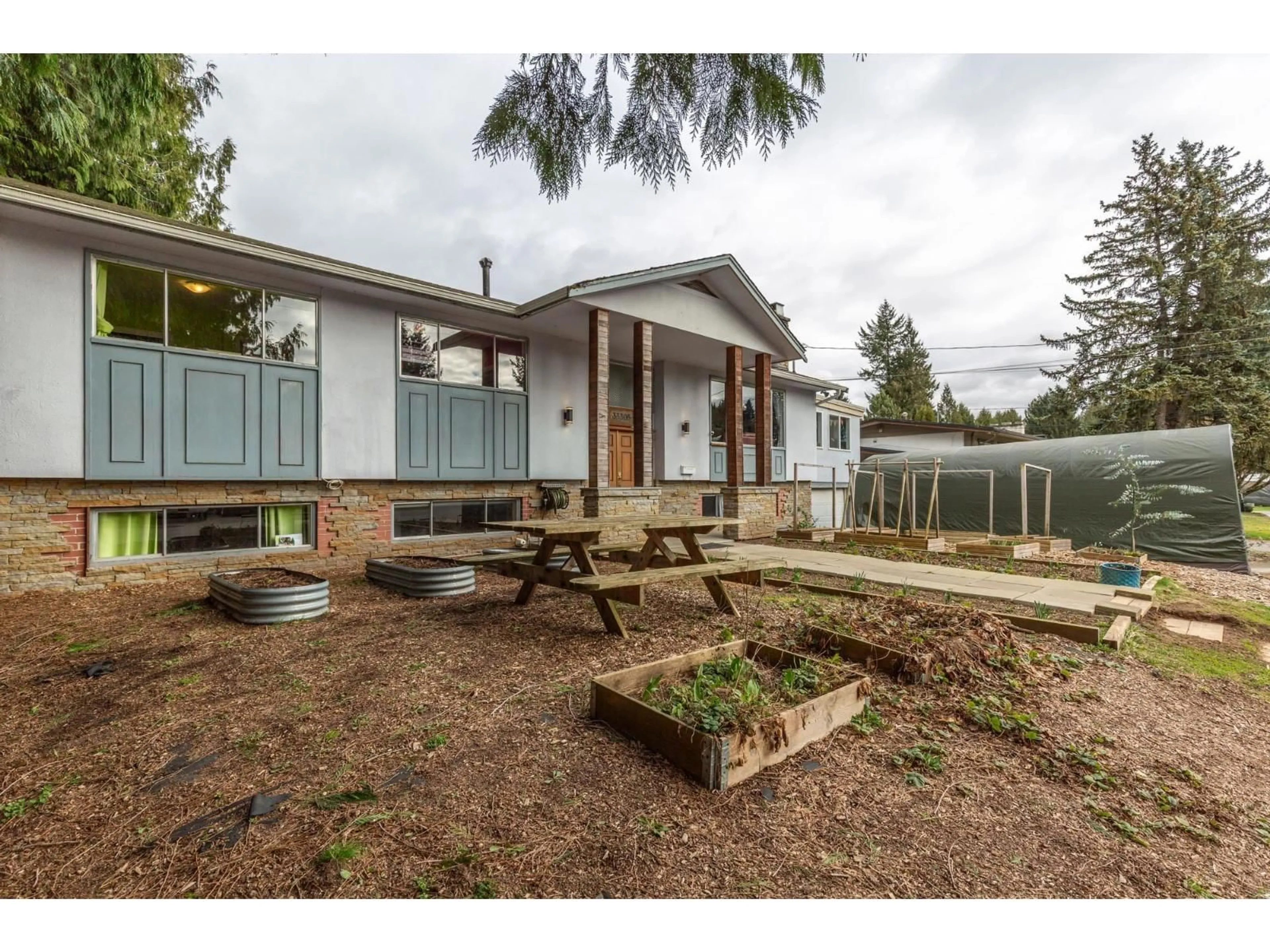 Unknown for 33305 LYNN AVENUE, Abbotsford British Columbia V2S1E1