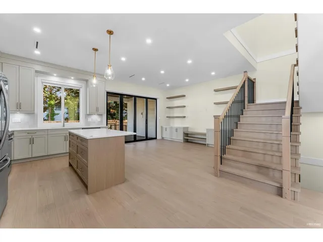 11741 80 AVENUE, Delta 5
