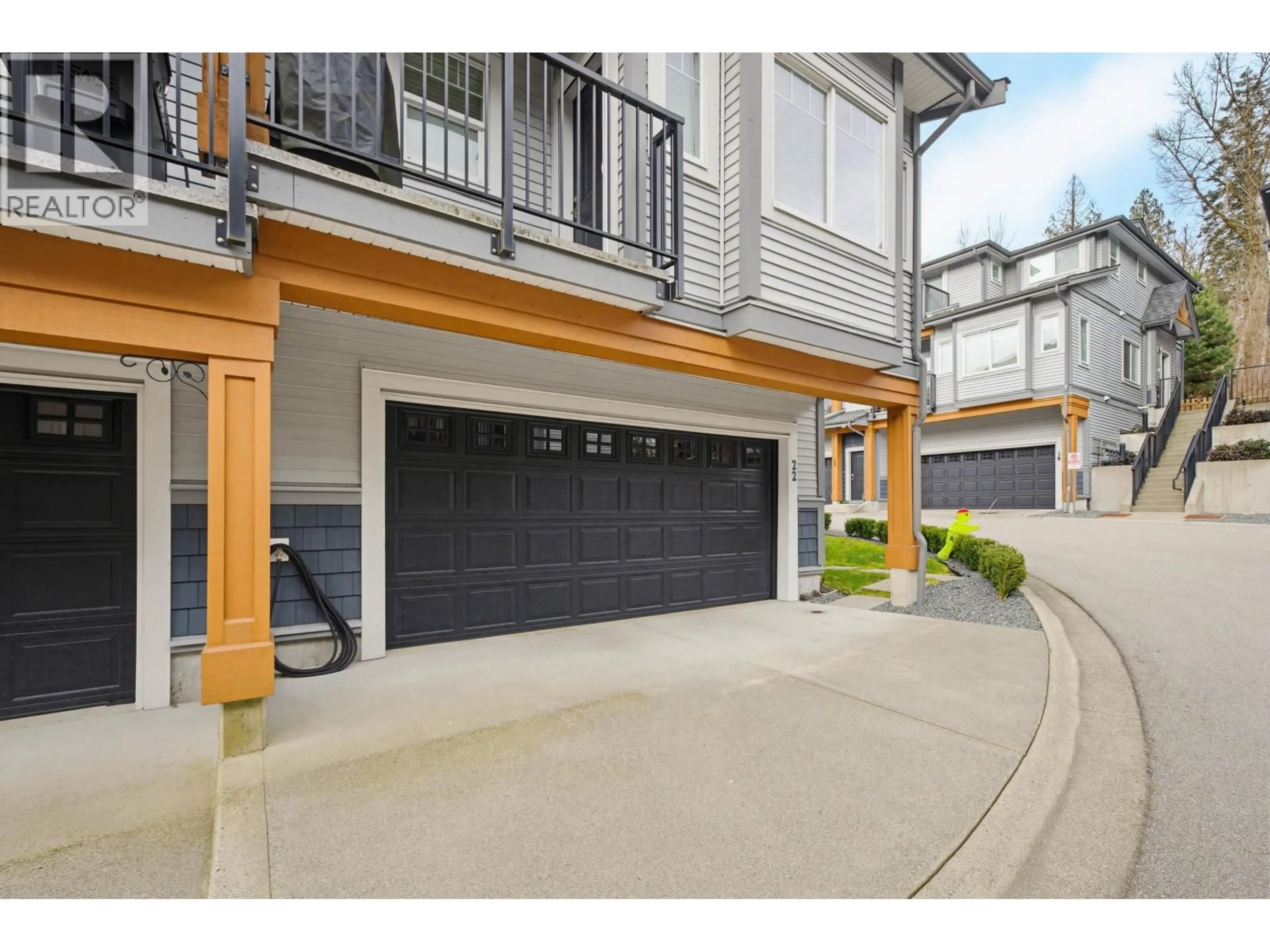 Indoor garage for 22 - 22810 113 AVENUE, Maple Ridge British Columbia V2X3N2