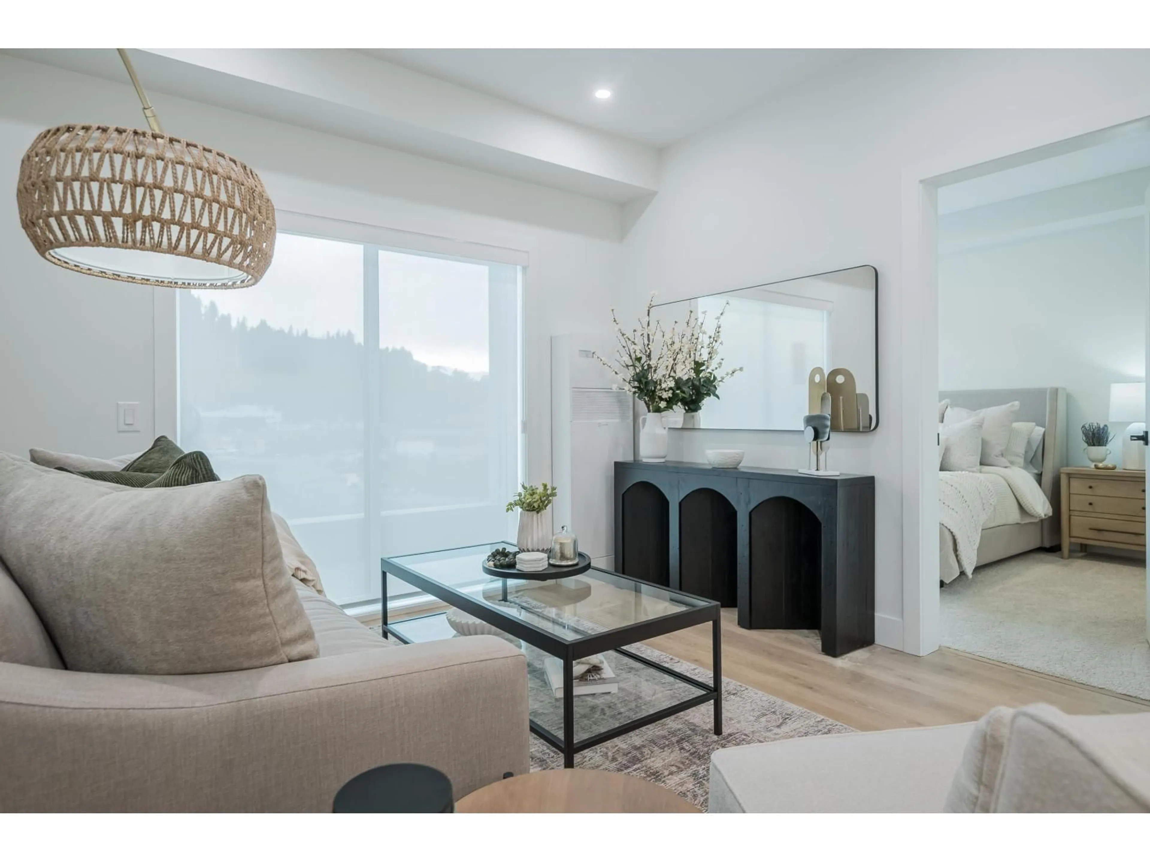 Living room with furniture, unknown for 302 - 46187 THOMAS ROAD, Chilliwack British Columbia V2R6H3