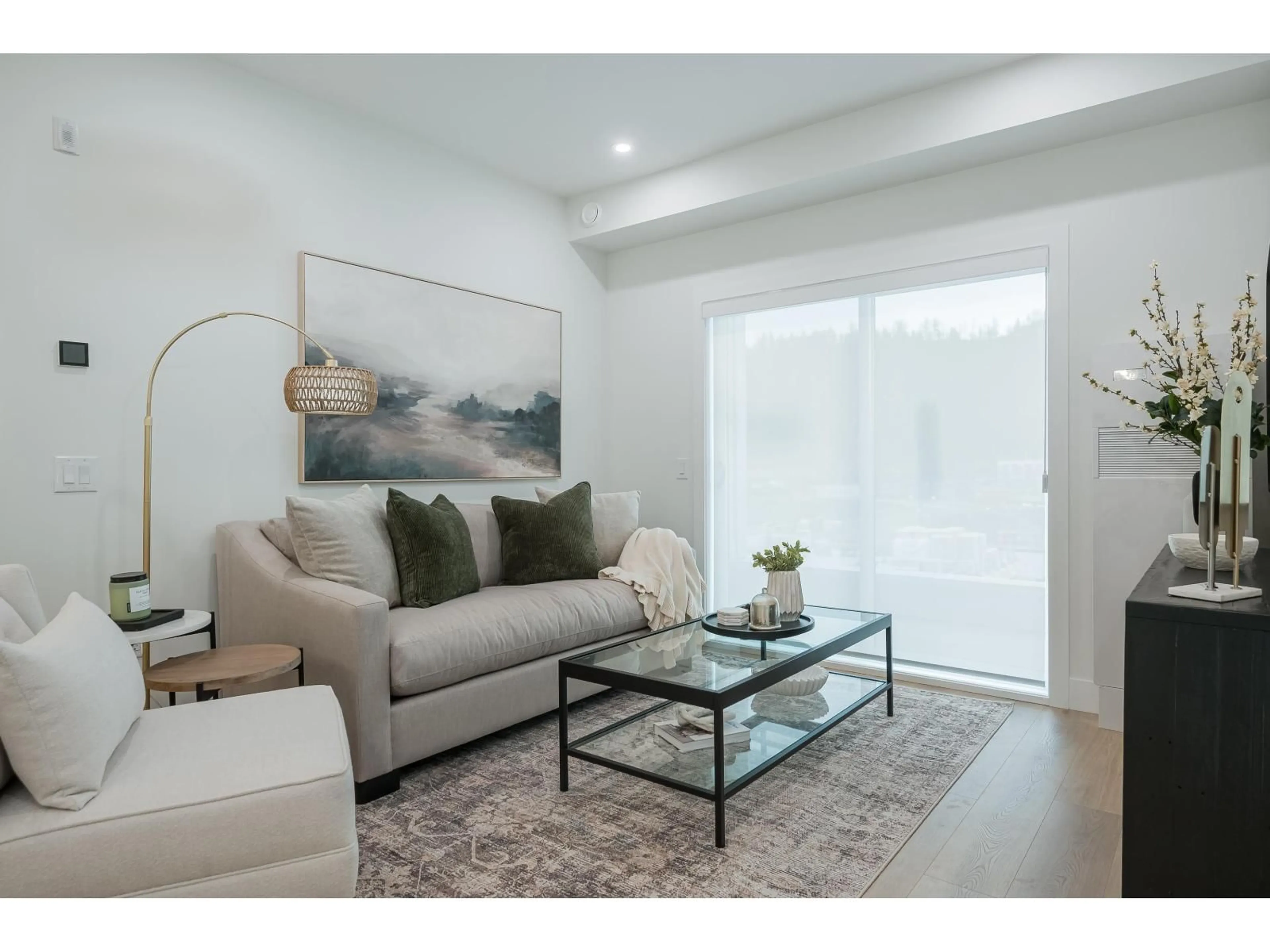 Living room with furniture, unknown for 403 - 46185 THOMAS ROAD, Chilliwack British Columbia V2R6H3