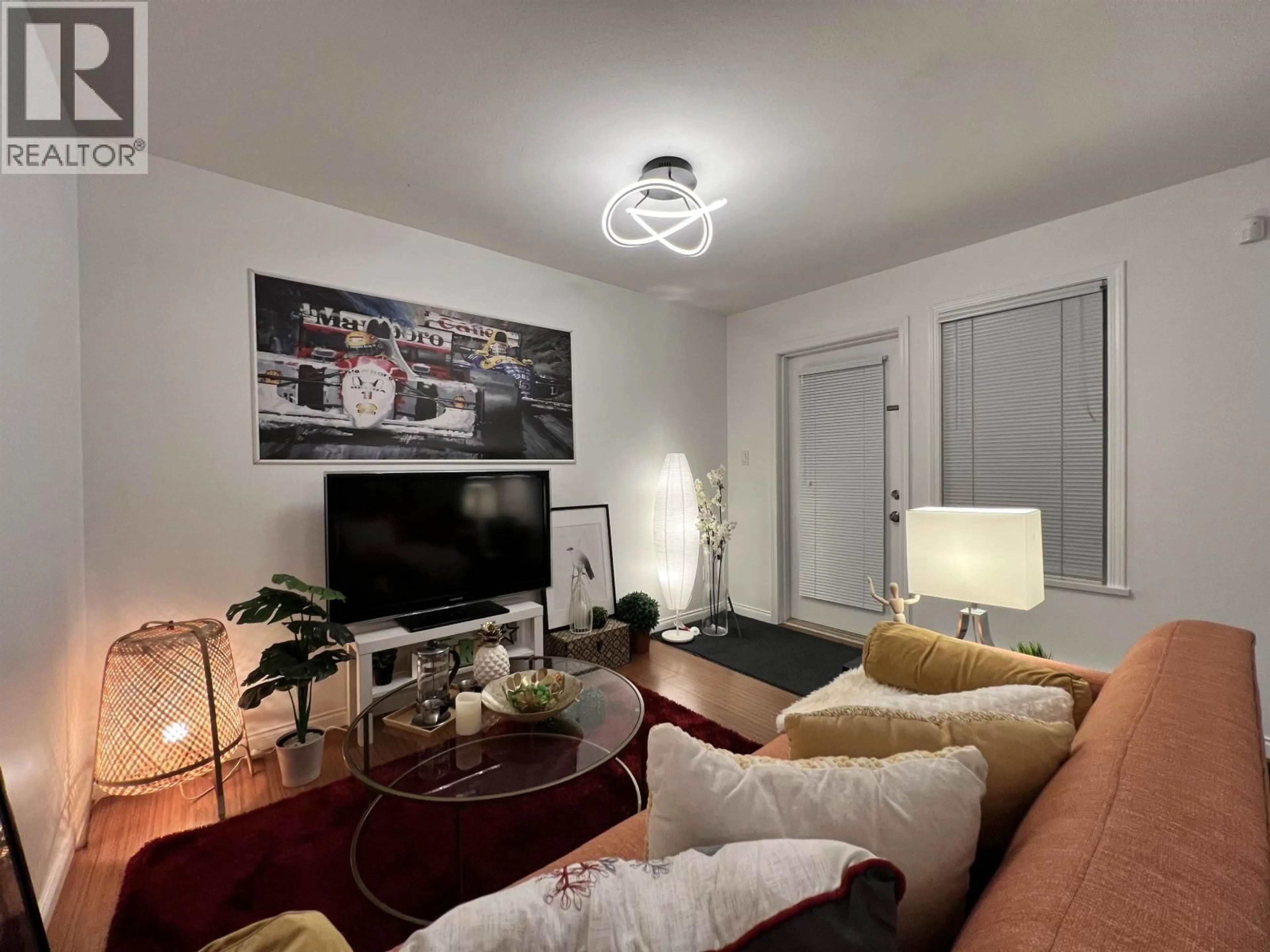 Living room with furniture, unknown for 3 - 5525 HALLEY AVENUE, Burnaby British Columbia V5H2R1