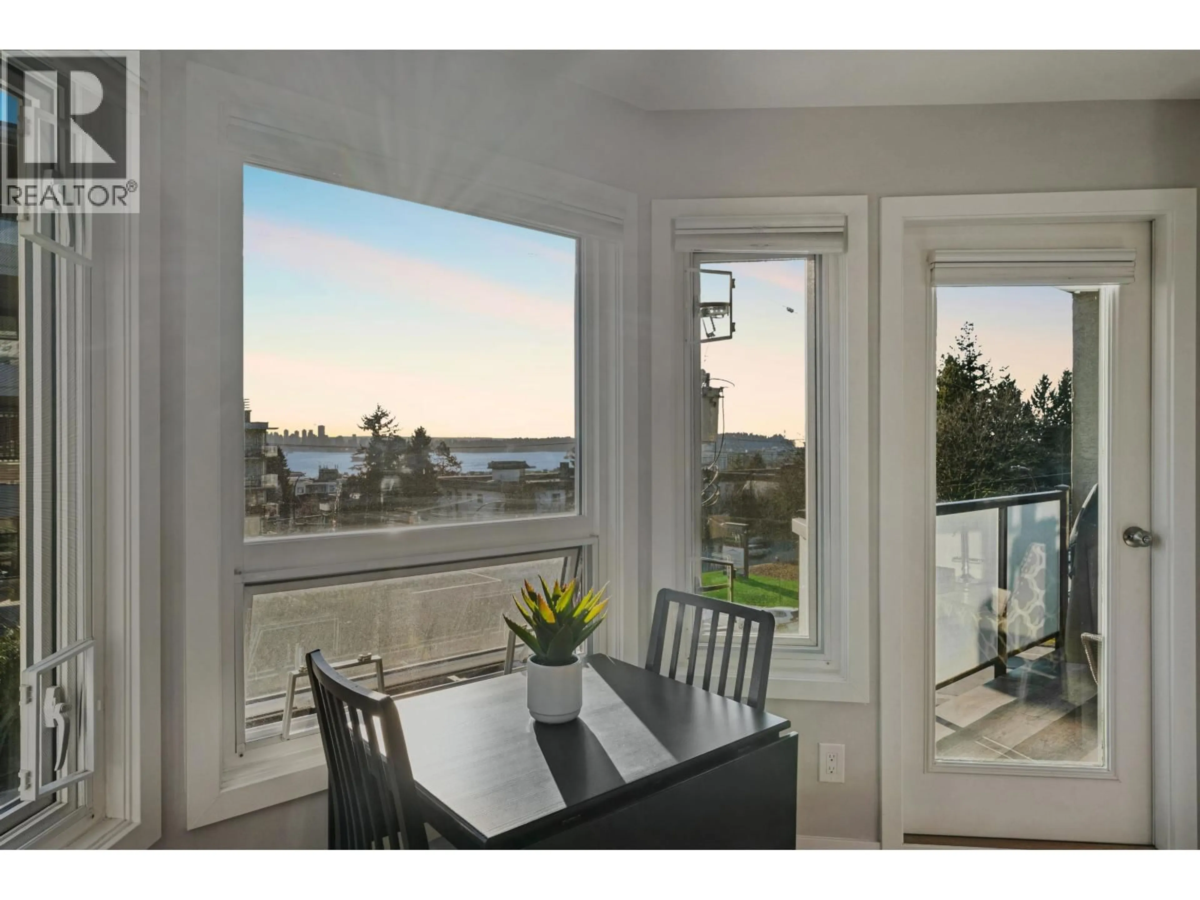 Unknown for 305 - 175 4TH STREET, North Vancouver British Columbia V7M1H6