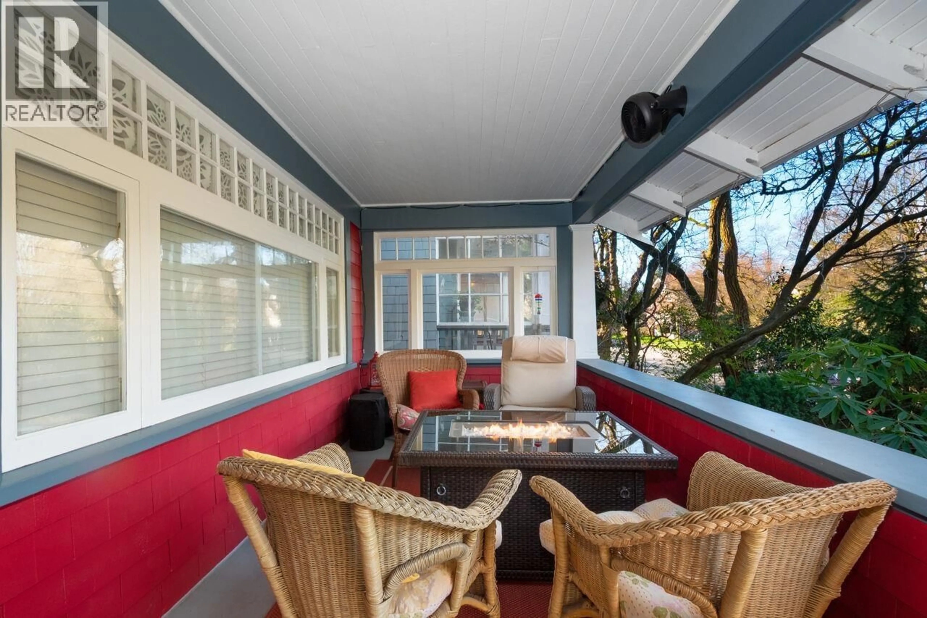 Patio, street for 2912-14 3RD AVENUE, Vancouver British Columbia V6K1M7