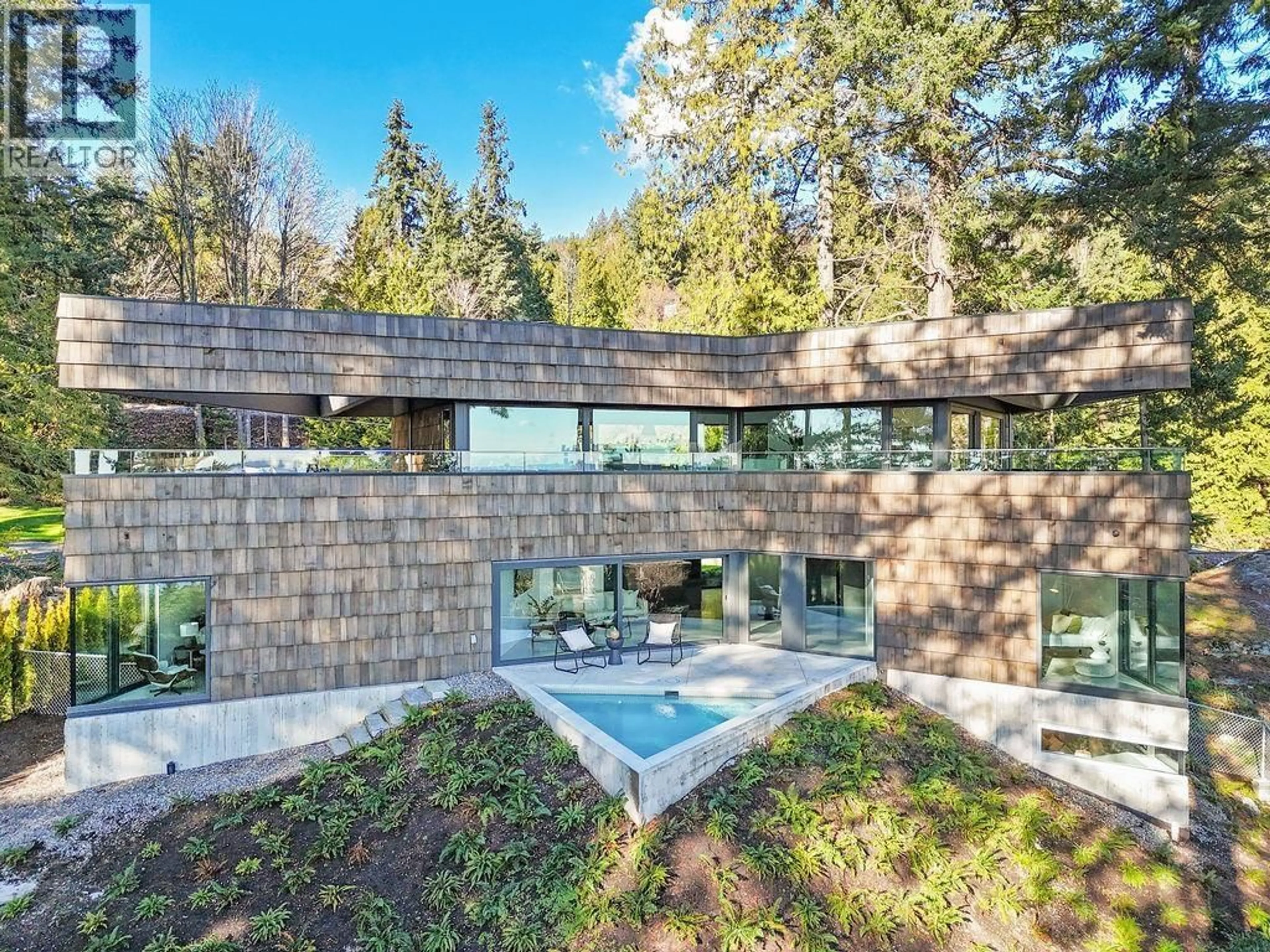 Home with brick exterior material, mountain view for 4166 ROSE CRESCENT, West Vancouver British Columbia V7V2N8
