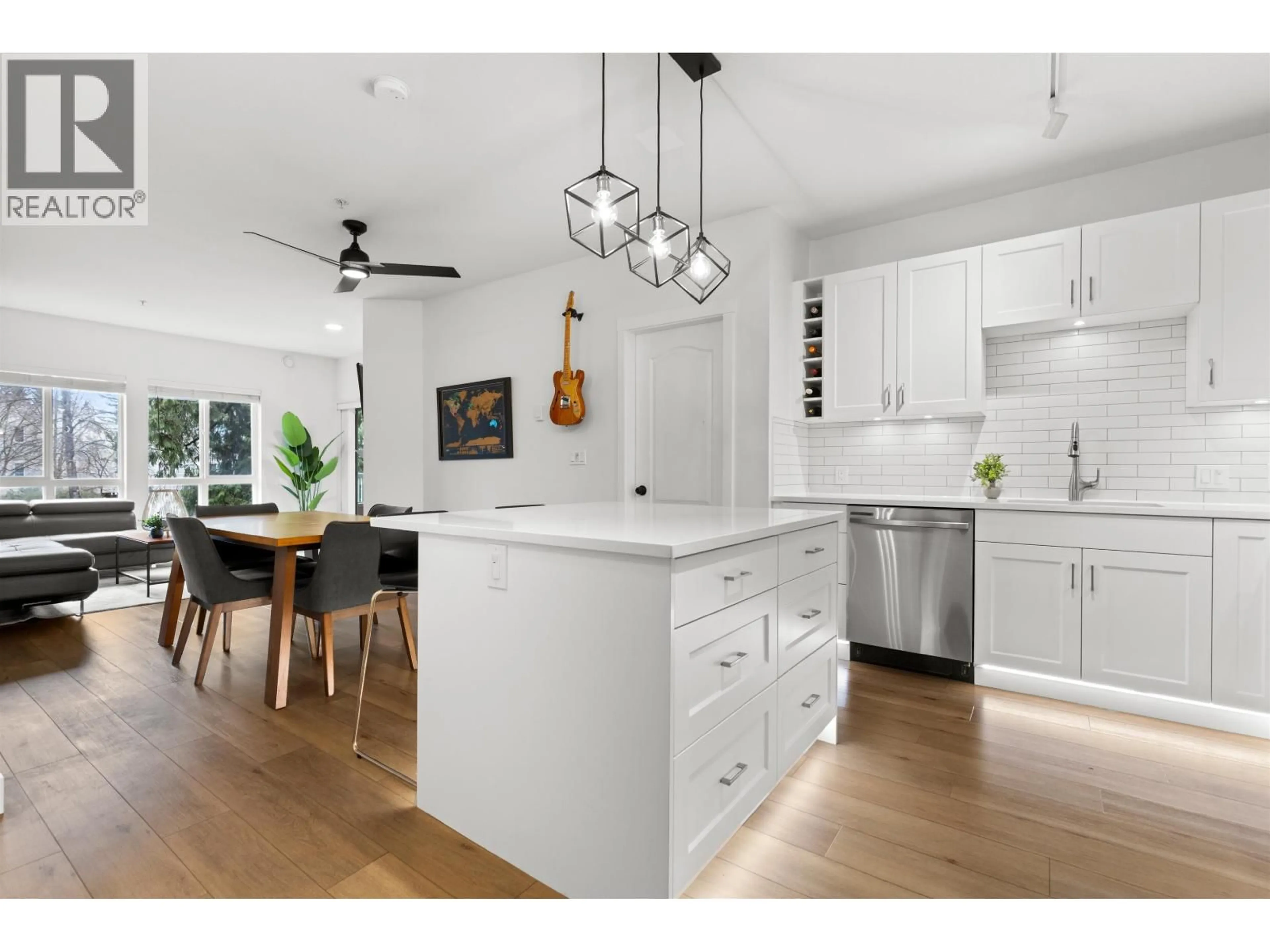 Open concept kitchen, unknown for 212 - 19091 MCMYN ROAD, Pitt Meadows British Columbia V3Y2S8