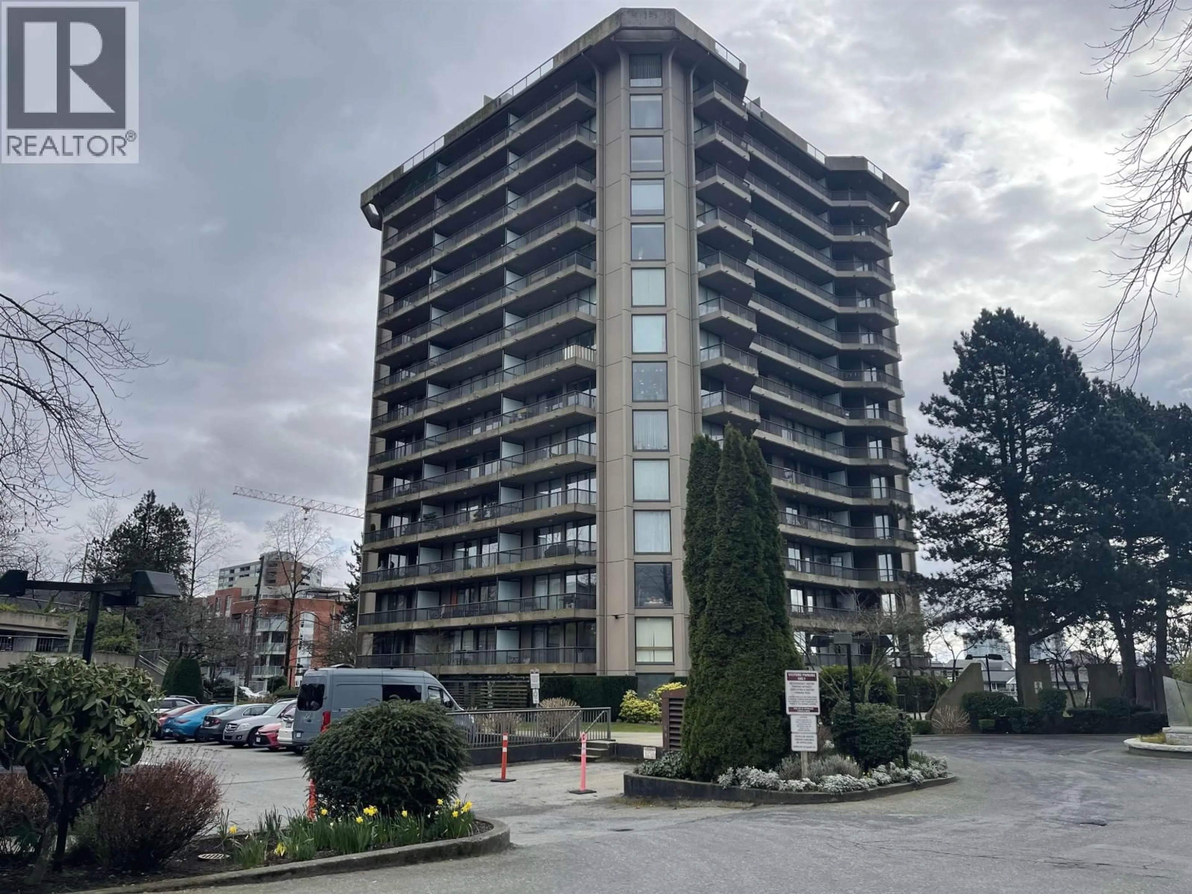 A pic from outside/outdoor area/front of a property/back of a property/a pic from drone, building for 206 - 3760 ALBERT STREET, Burnaby British Columbia V5C5Y8