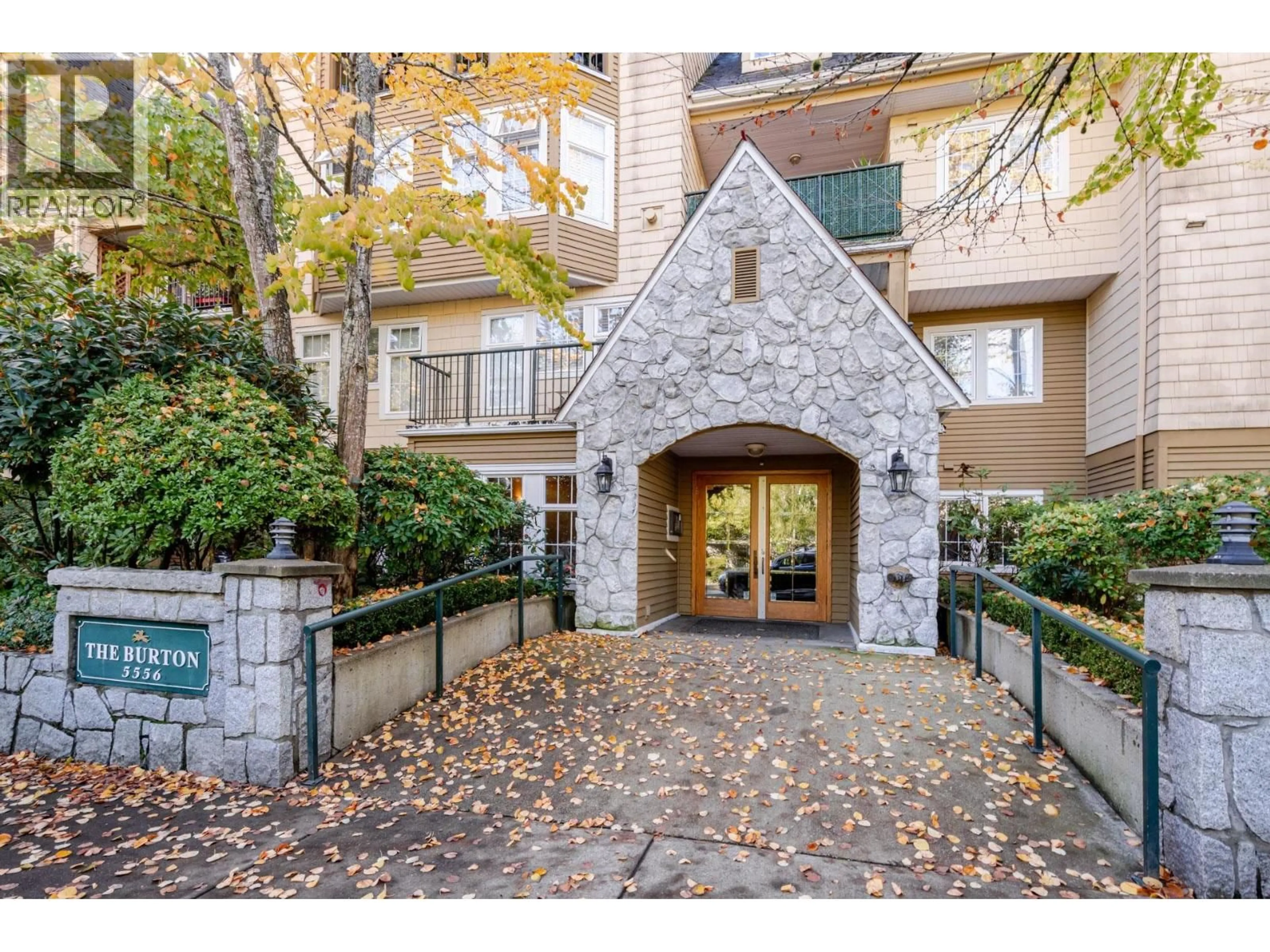 Indoor entryway for 108 - 5556 14TH AVENUE, Tsawwassen British Columbia V4M4E7