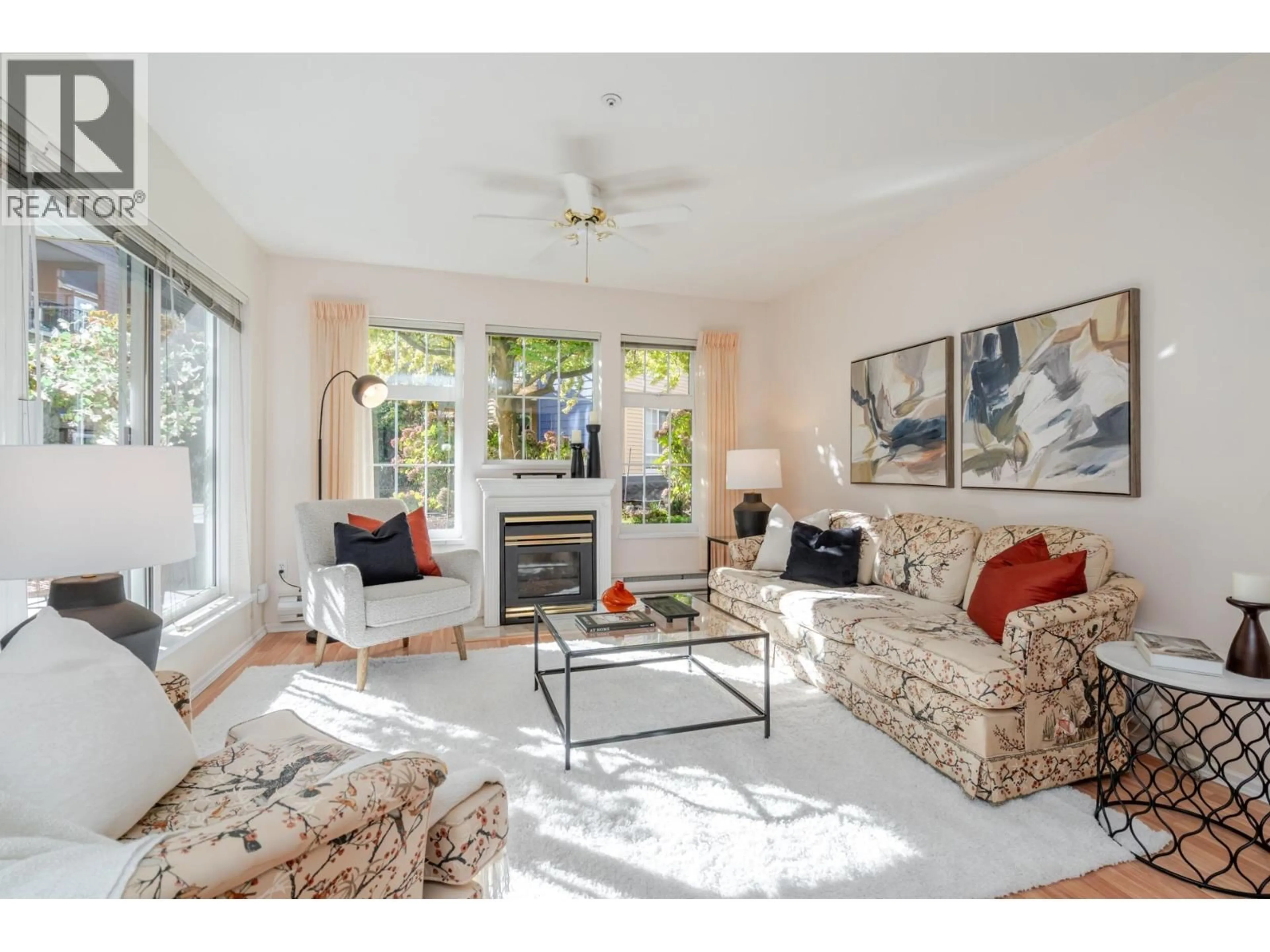 Living room with furniture, unknown for 108 - 5556 14TH AVENUE, Tsawwassen British Columbia V4M4E7