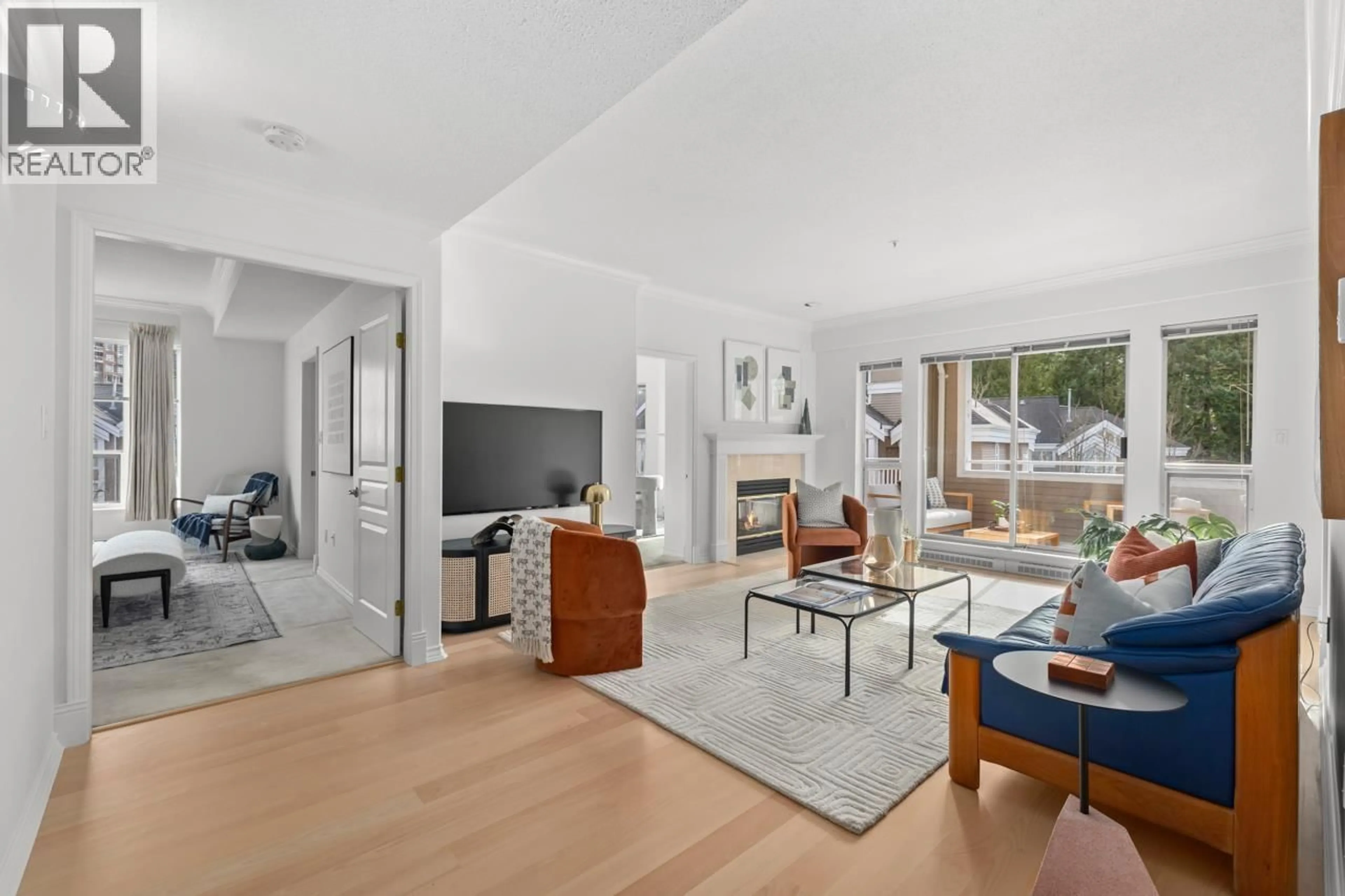 Living room with furniture, unknown for 207 - 5760 HAMPTON PLACE, Vancouver British Columbia V6T2G1