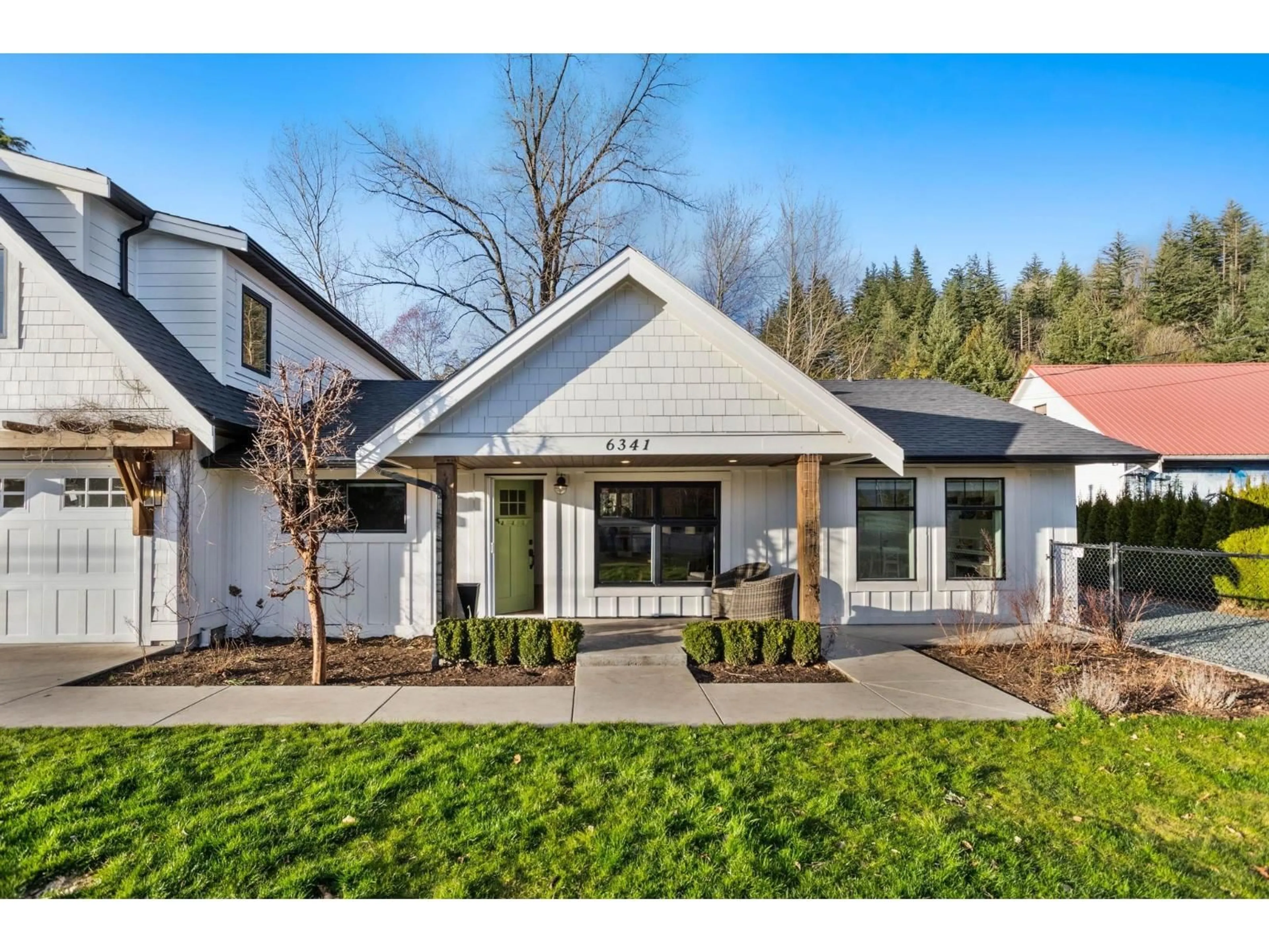 Home with vinyl exterior material, street for 6341 MCCALLUM ROAD, Agassiz British Columbia V0M1A3
