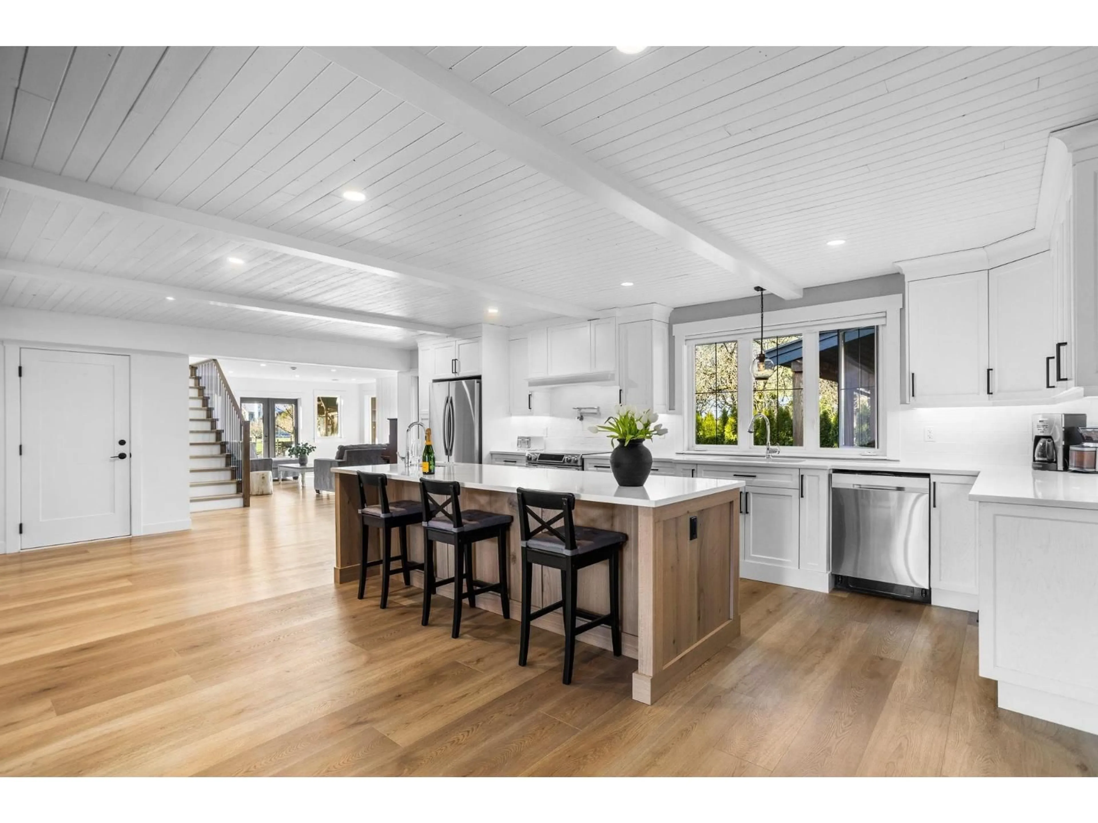 Open concept kitchen, wood/laminate floor for 6341 MCCALLUM ROAD, Agassiz British Columbia V0M1A3