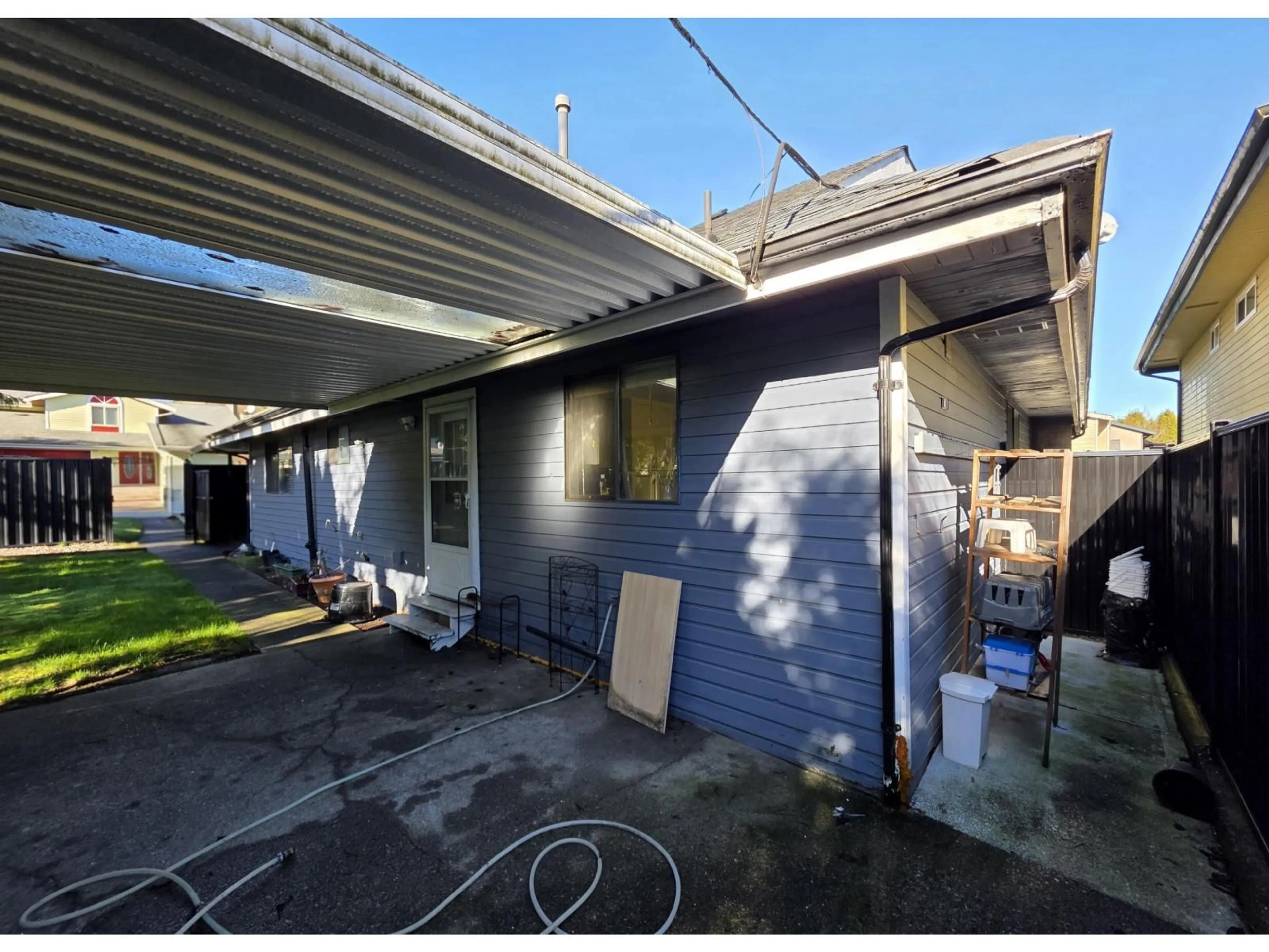 Unknown for 6524 133A STREET, Surrey British Columbia V3W8T5