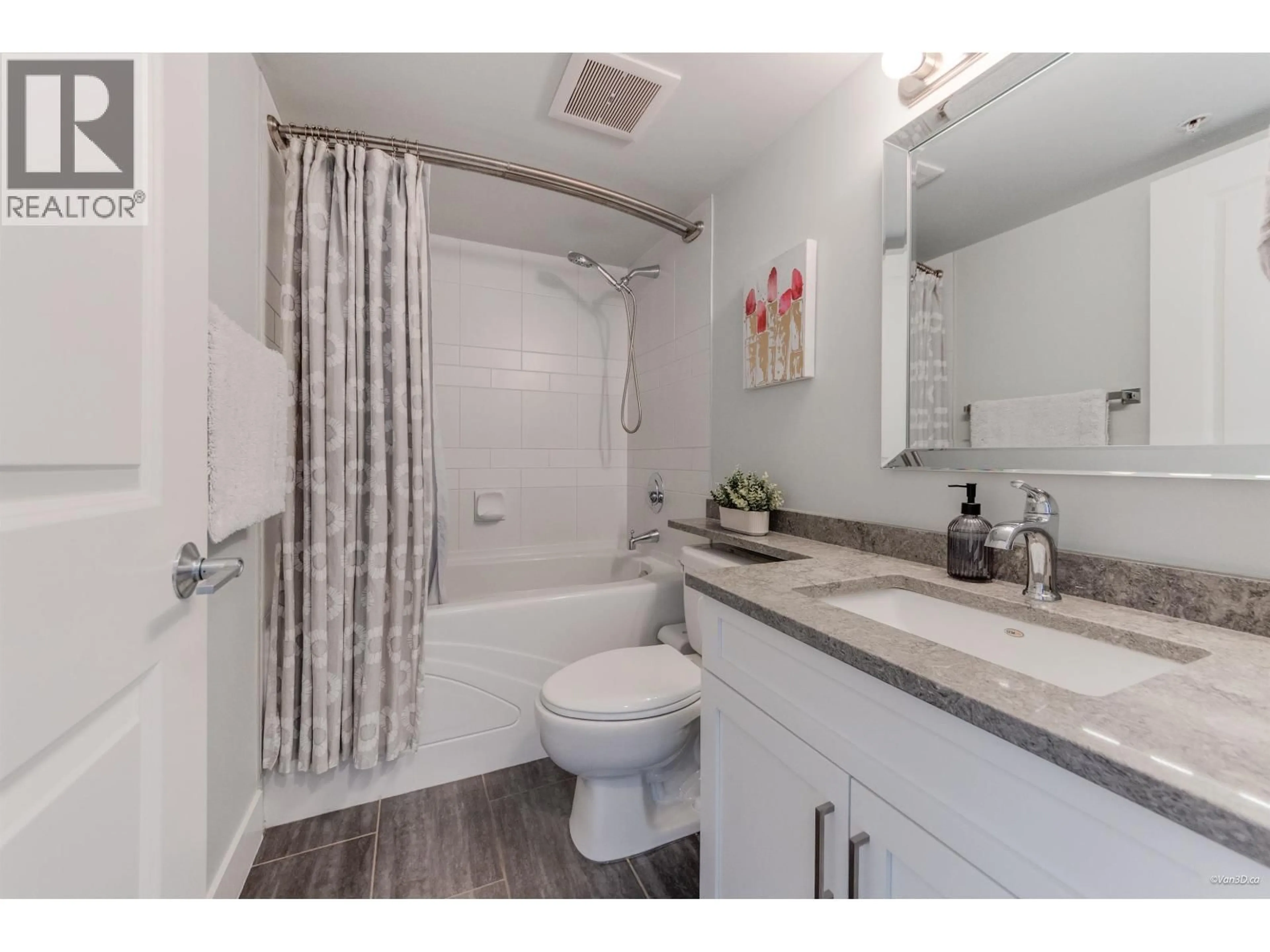 Standard bathroom, unknown for 214 - 19677 MEADOW GARDENS WAY, Pitt Meadows British Columbia V3Y0A2