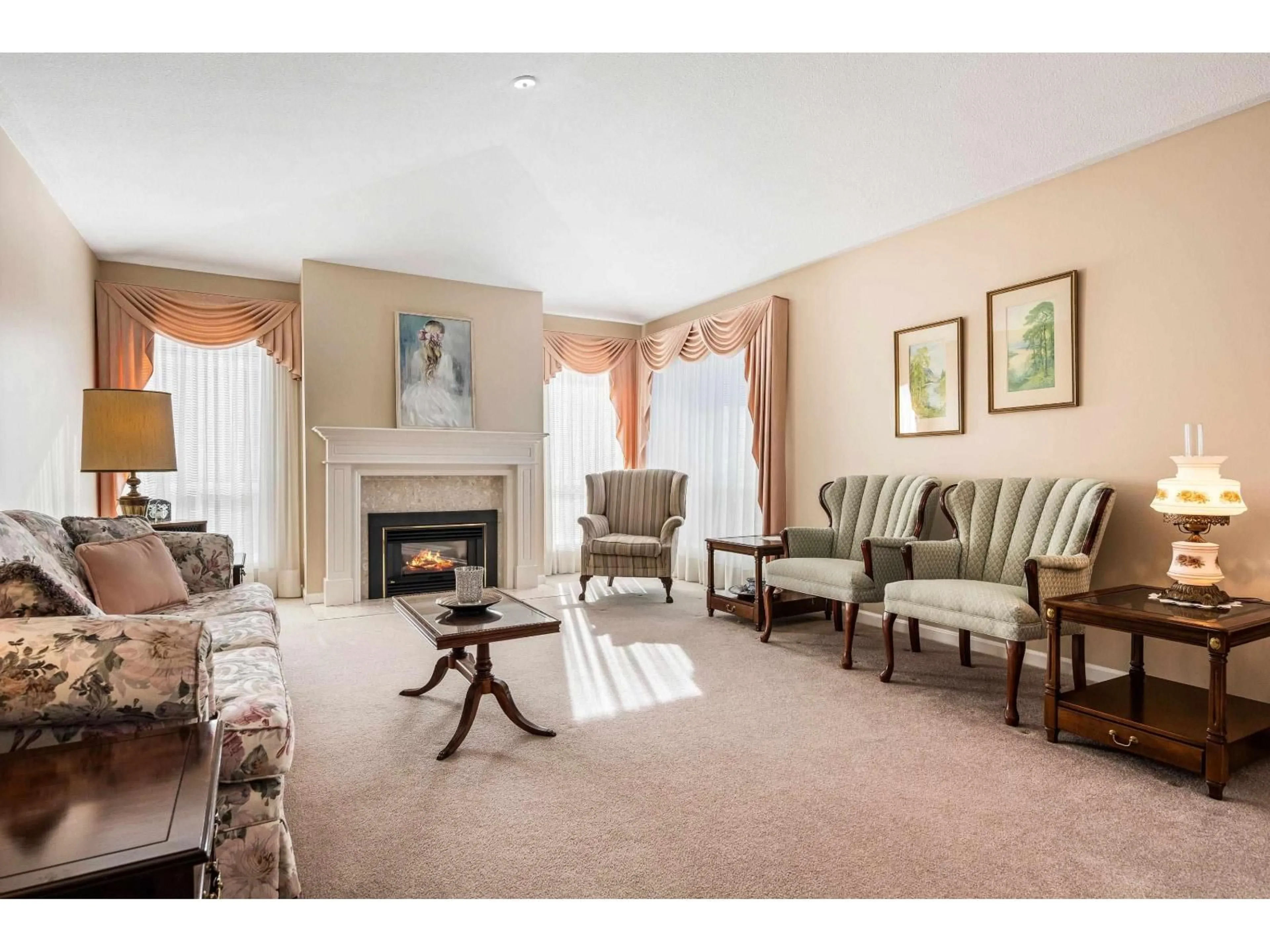 Living room with furniture, carpet floor for 215 - 6001 PROMONTORY ROAD, Chilliwack British Columbia V2R3E3