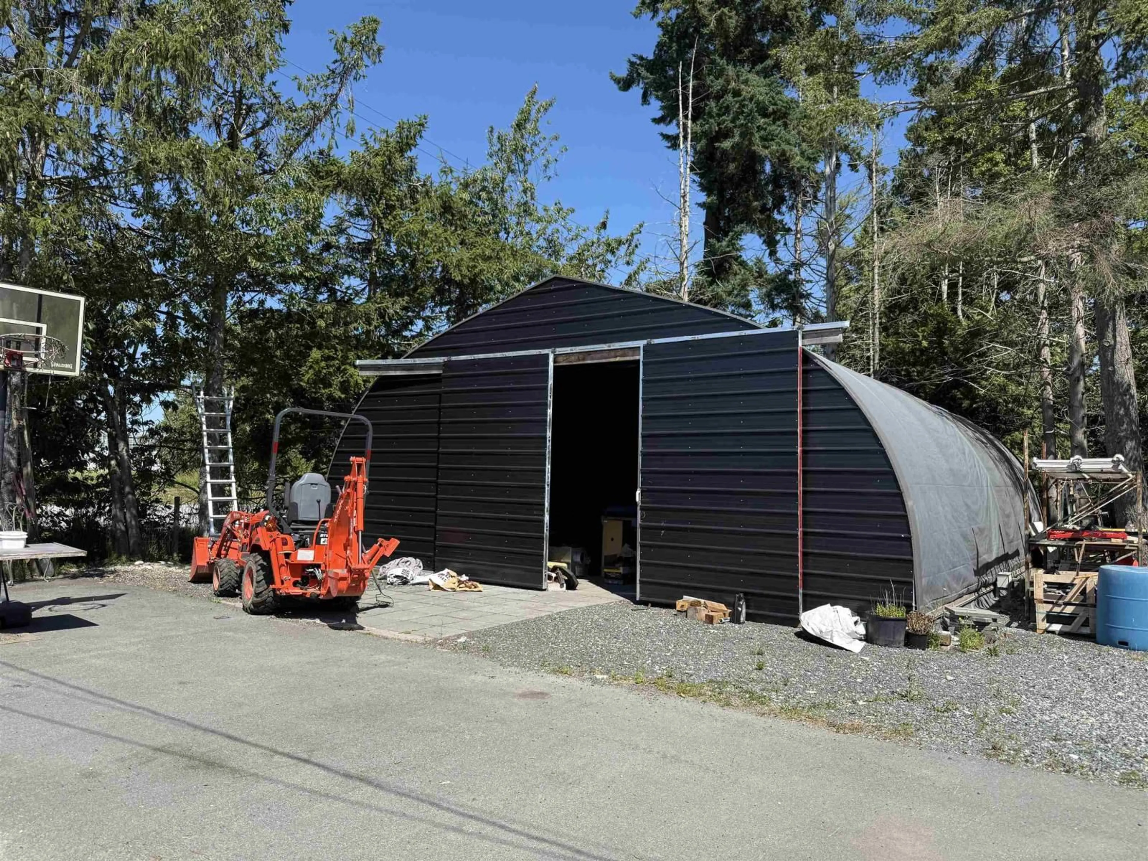 Shed for 1148 176 STREET, Surrey British Columbia V3Z9S5
