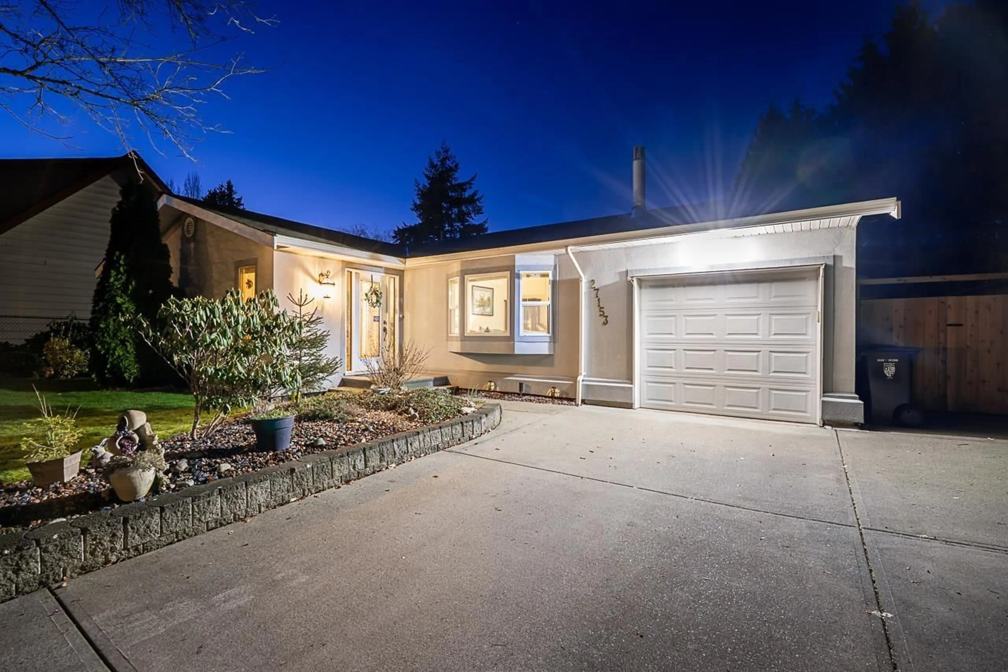 Unknown for 27153 27B AVENUE, Langley British Columbia V4W3C2