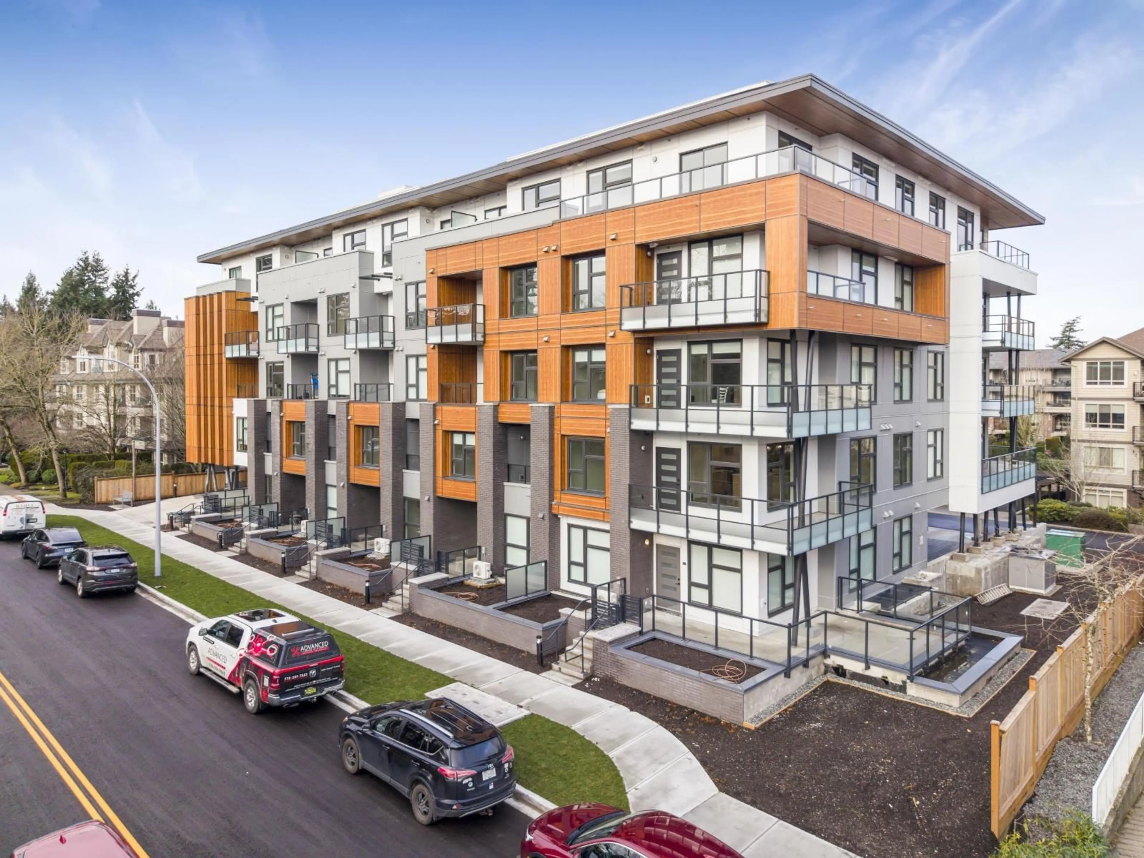 A pic from outside/outdoor area/front of a property/back of a property/a pic from drone, street for 407 - 15353 17 AVENUE, Surrey British Columbia V4A1T8