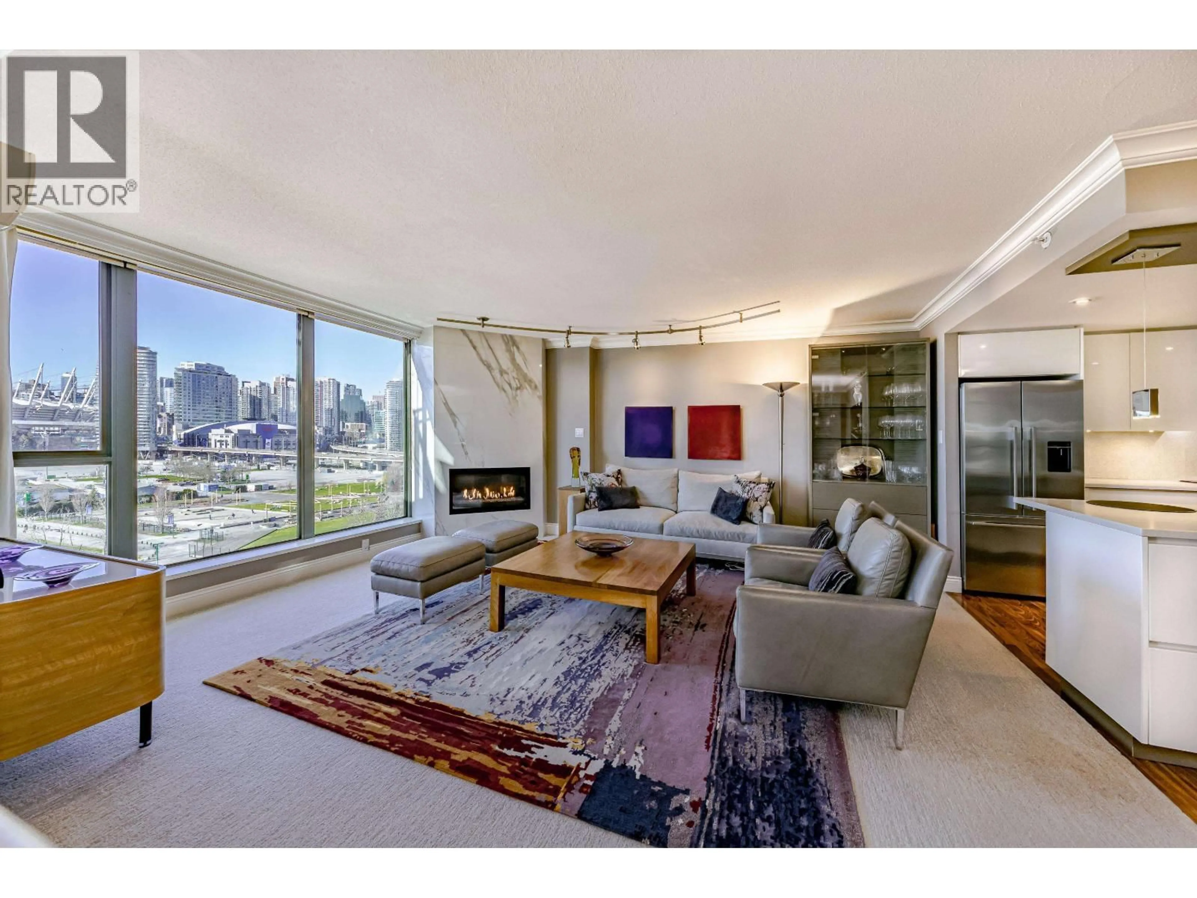 Living room with furniture, unknown for 806 - 1088 QUEBEC STREET, Vancouver British Columbia V6A4H2