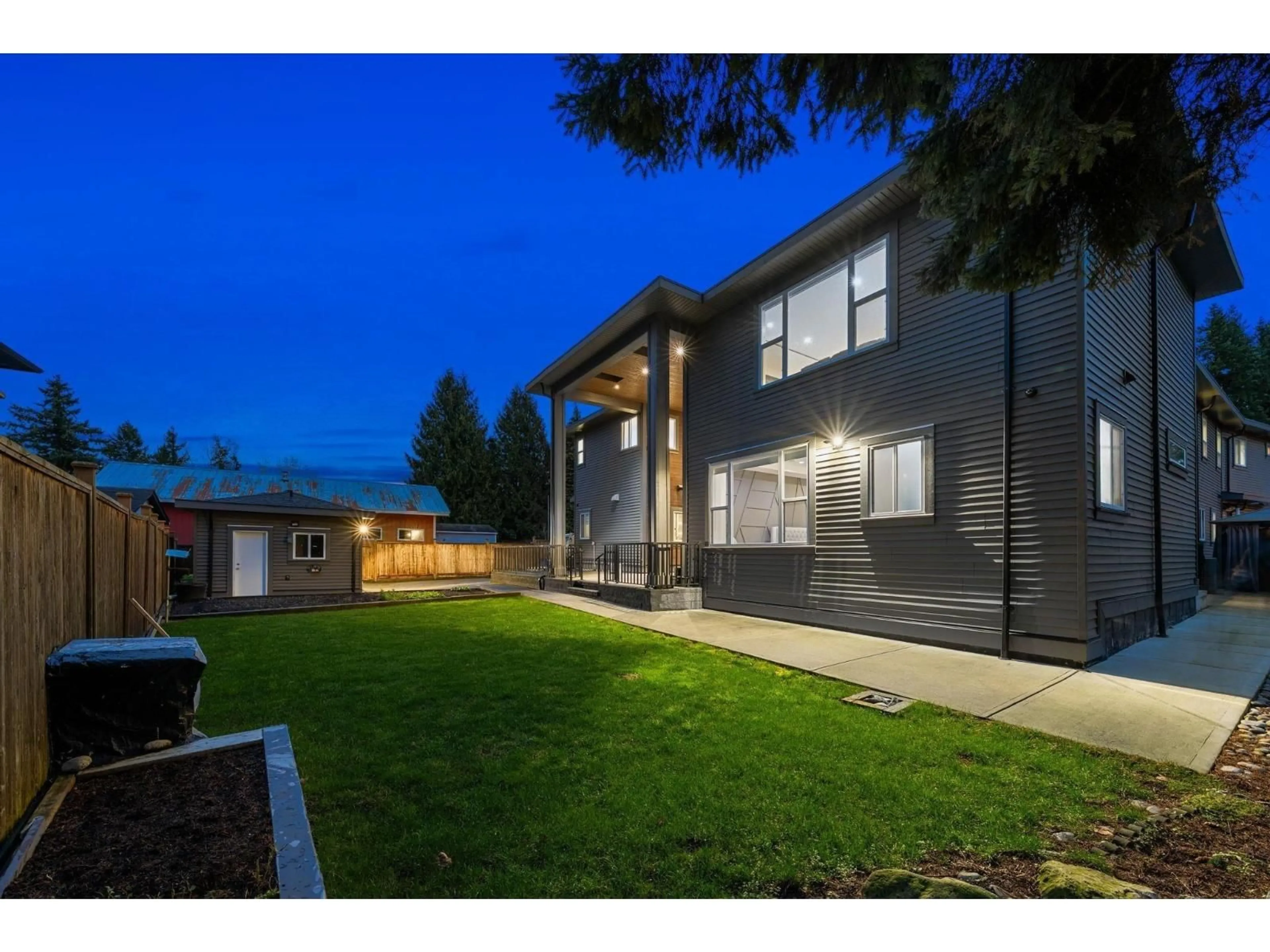 Unknown for 23697 OLD YALE ROAD, Langley British Columbia V2Z2K4