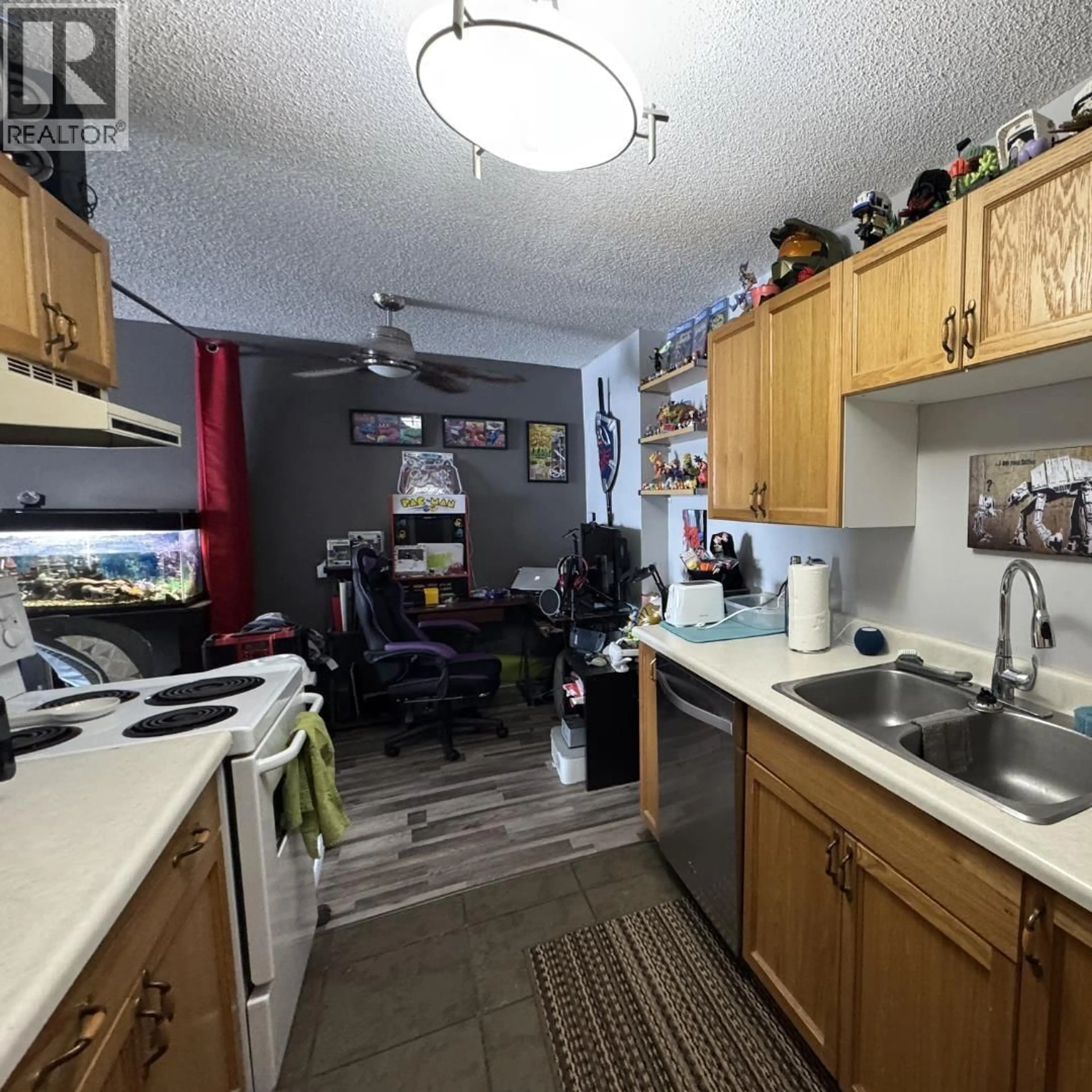 Standard kitchen, unknown for 105 - 10216 102 AVENUE, Fort St. John British Columbia V1J2E5