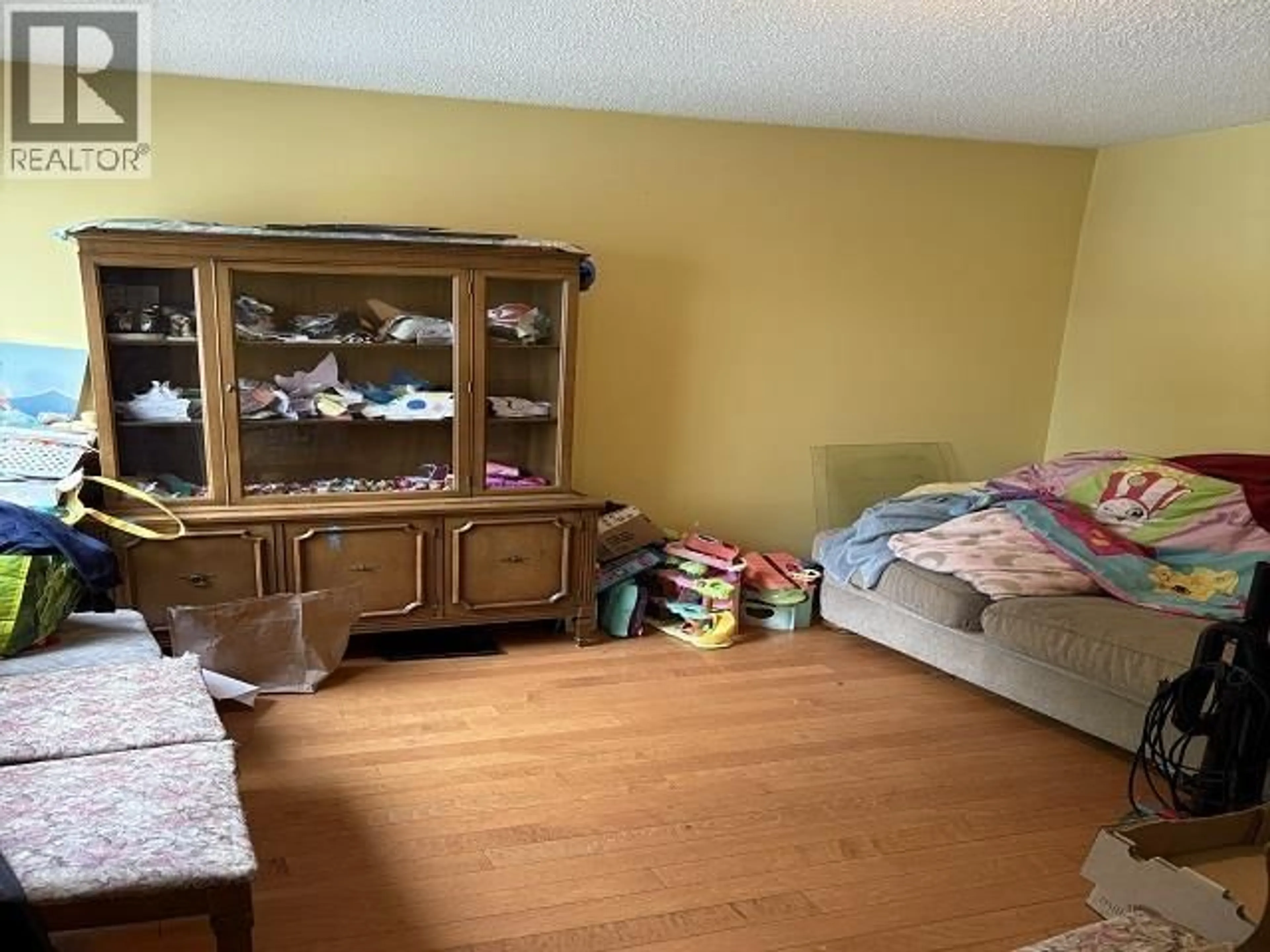 A pic of a room for 19753 WILDCREST AVENUE, Pitt Meadows British Columbia V3Y1M3
