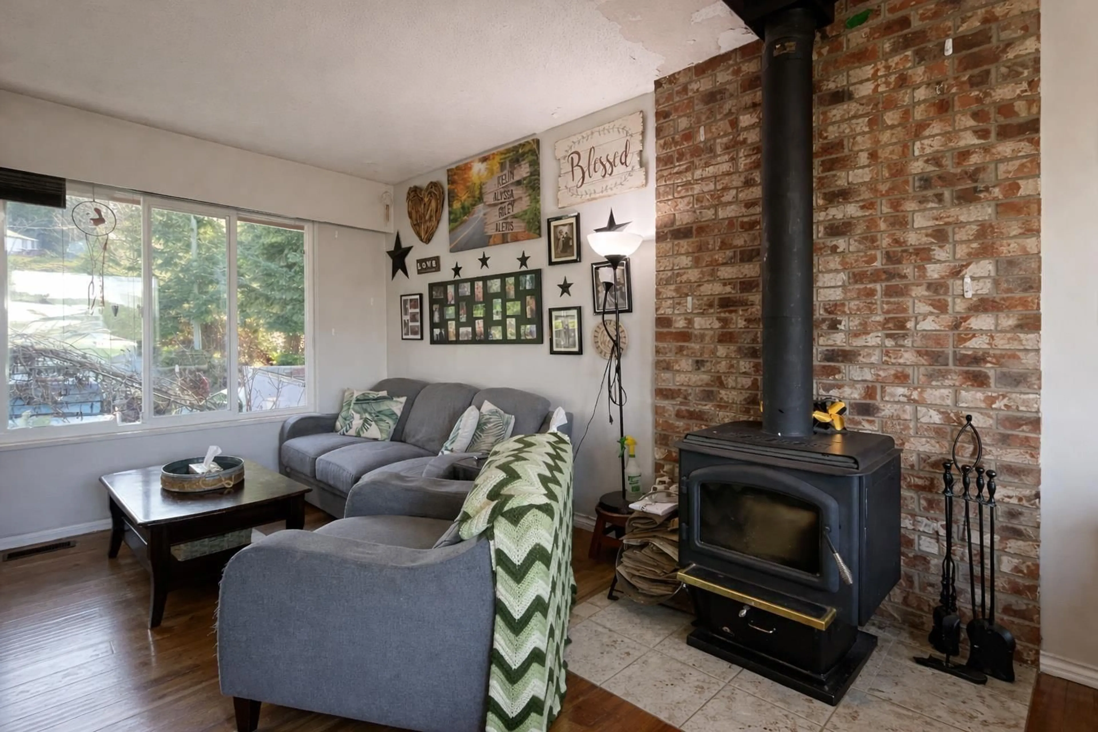 Living room with furniture, unknown for 31081 SILVERHILL AVENUE, Mission British Columbia V4S1G9