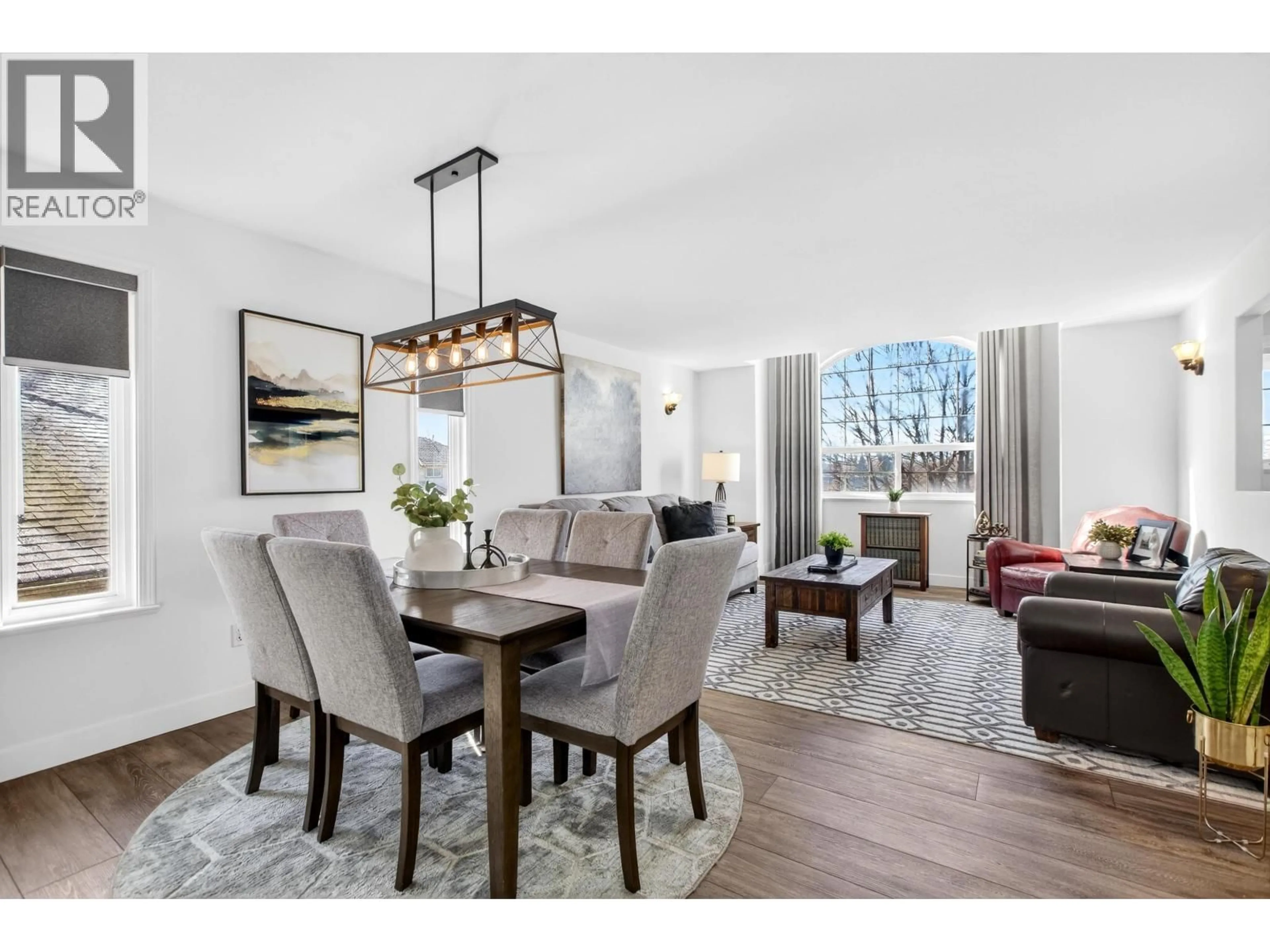 Dining room, wood/laminate floor for 23706 TAMARACK LANE, Maple Ridge British Columbia V2W1B4