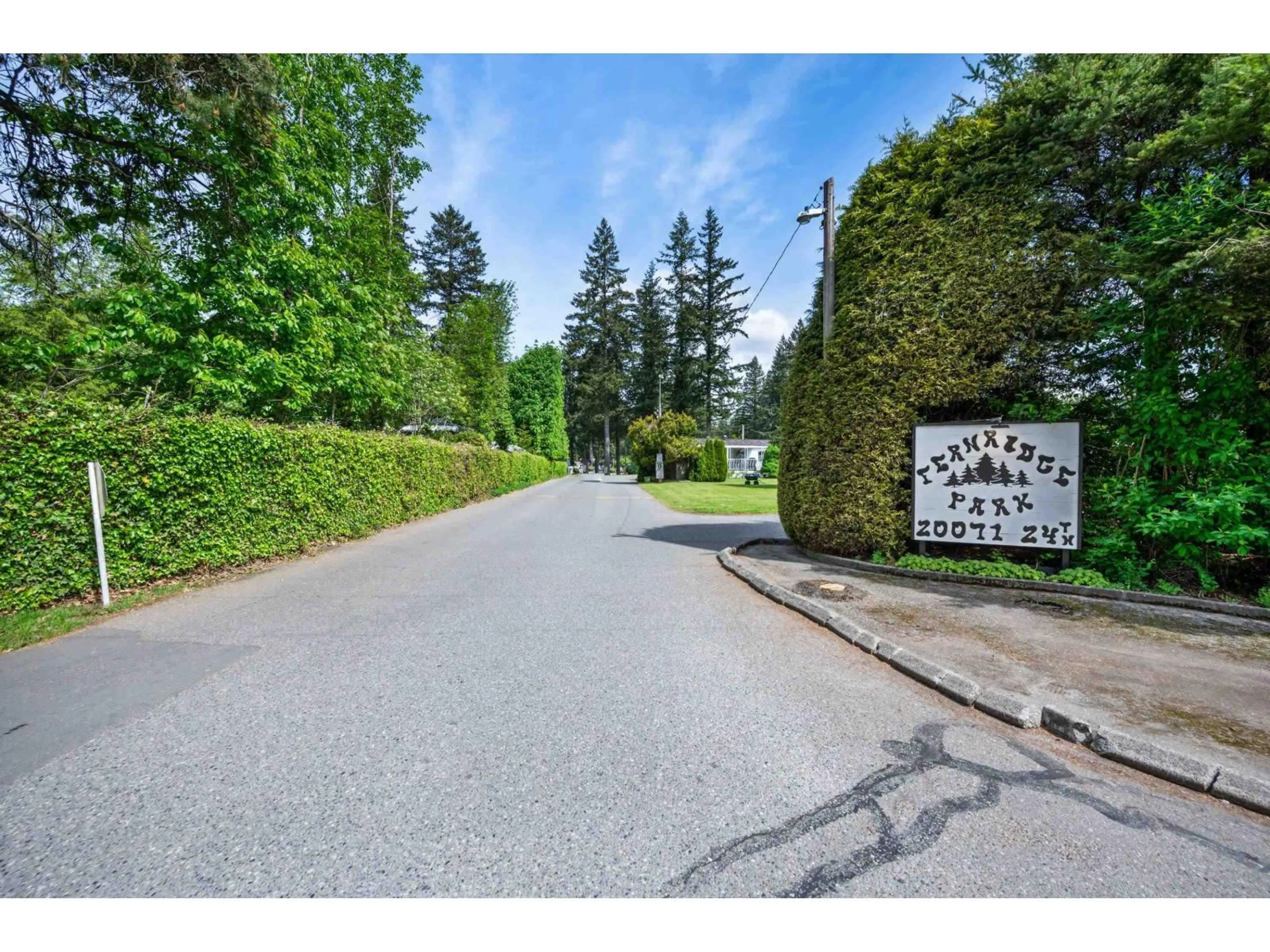 A pic from outside/outdoor area/front of a property/back of a property/a pic from drone, street for 49 - 20071 24 AVENUE, Langley British Columbia V2Z2A1
