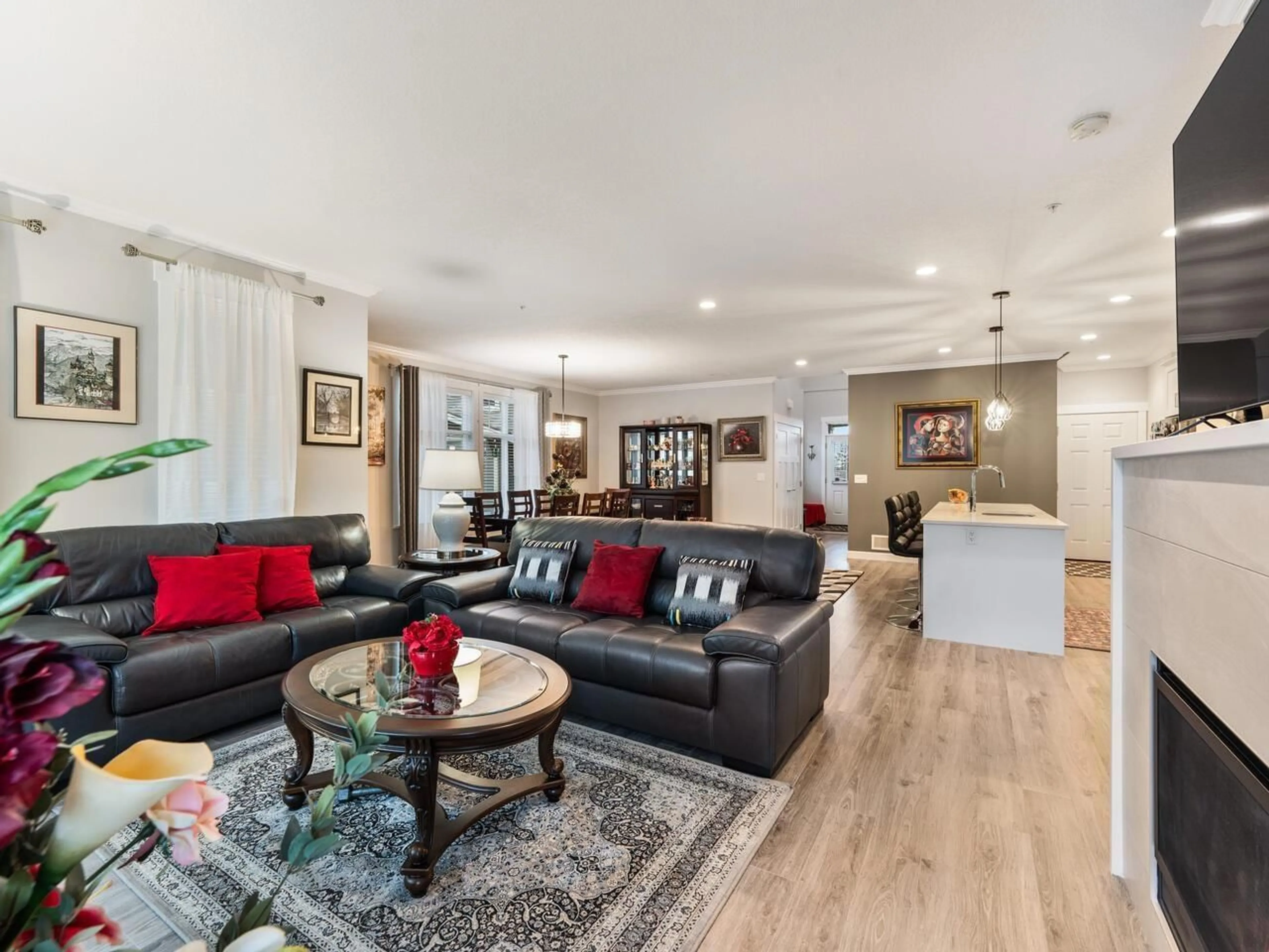 Living room with furniture, unknown for 69 - 7138 210 STREET, Langley British Columbia V2Y0V7