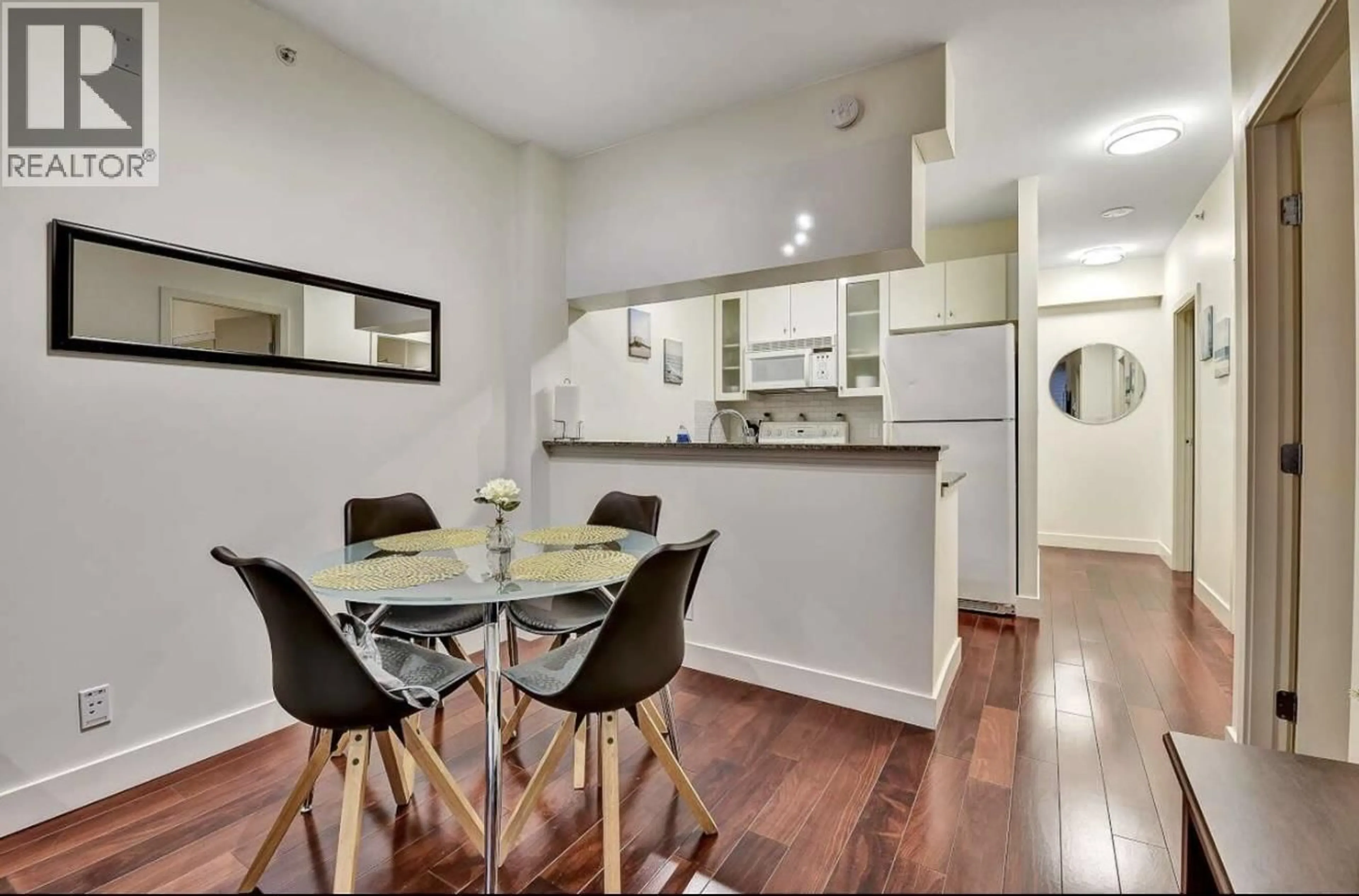 Unknown for 401 - 1238 BURRARD STREET, Vancouver British Columbia V6Z3E1