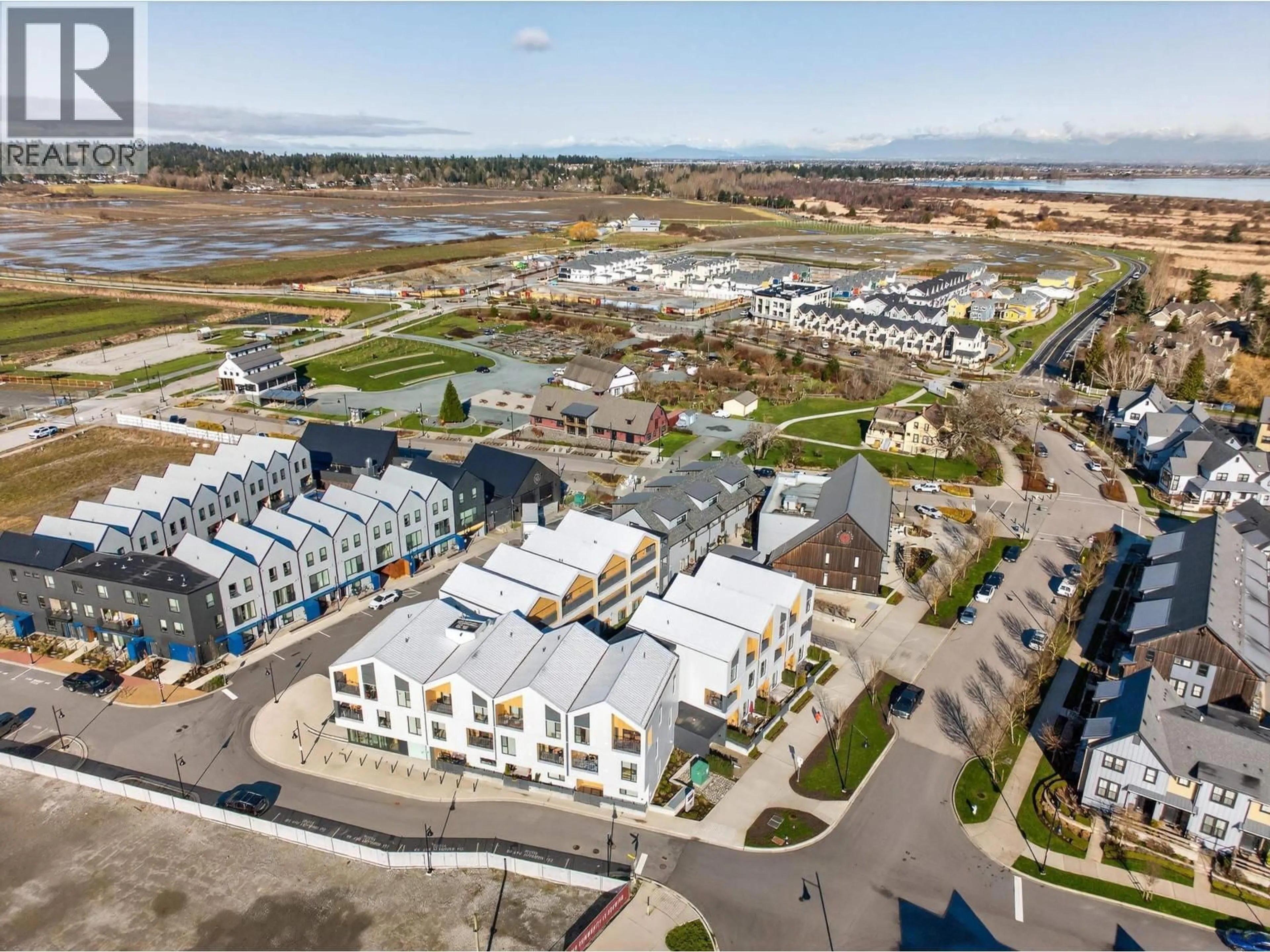 A pic from outside/outdoor area/front of a property/back of a property/a pic from drone, unknown for 201 - 251 BOUNDARY BAY ROAD, Delta British Columbia V4L0B6