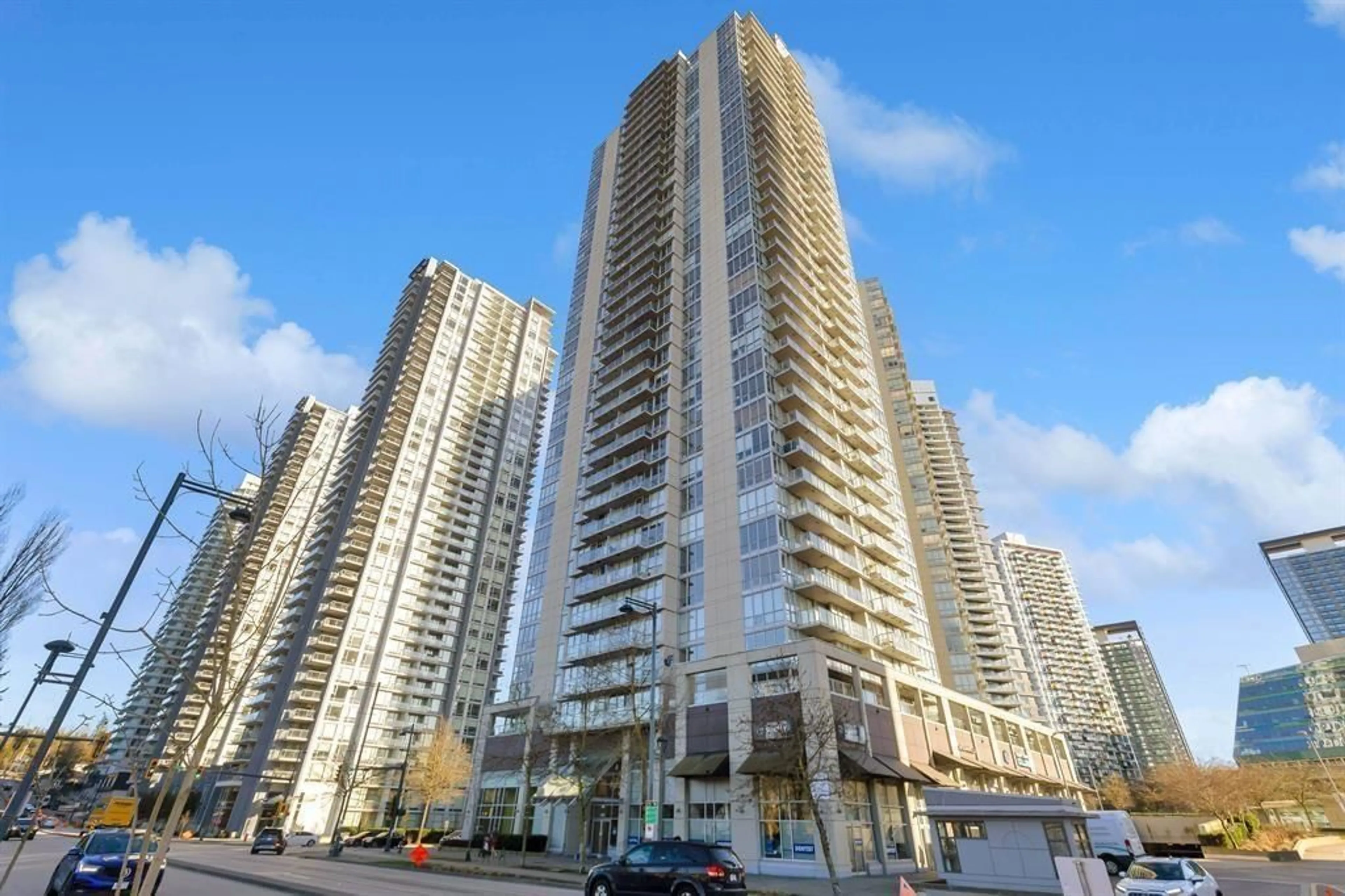 Unknown for 609 - 13688 100 AVENUE, Surrey British Columbia V3T0G5