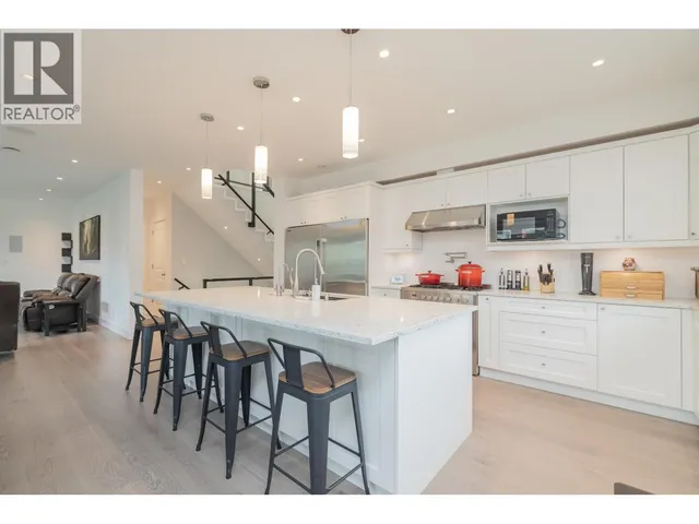 7139 PAULUS CRESCENT, Burnaby 5
