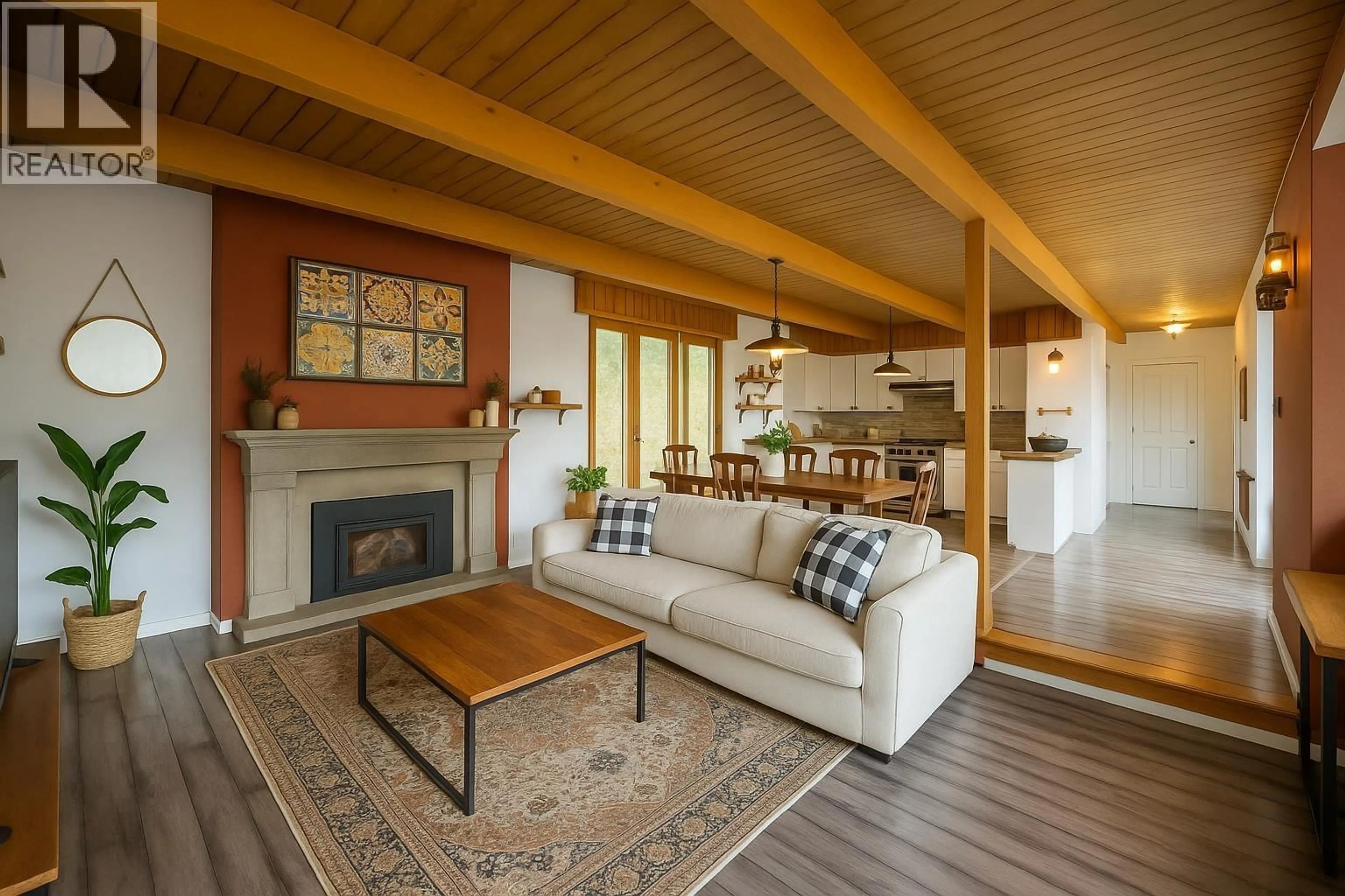 Living room with furniture, wood/laminate floor for 873 BAYCREST DRIVE, North Vancouver British Columbia V7G1N7