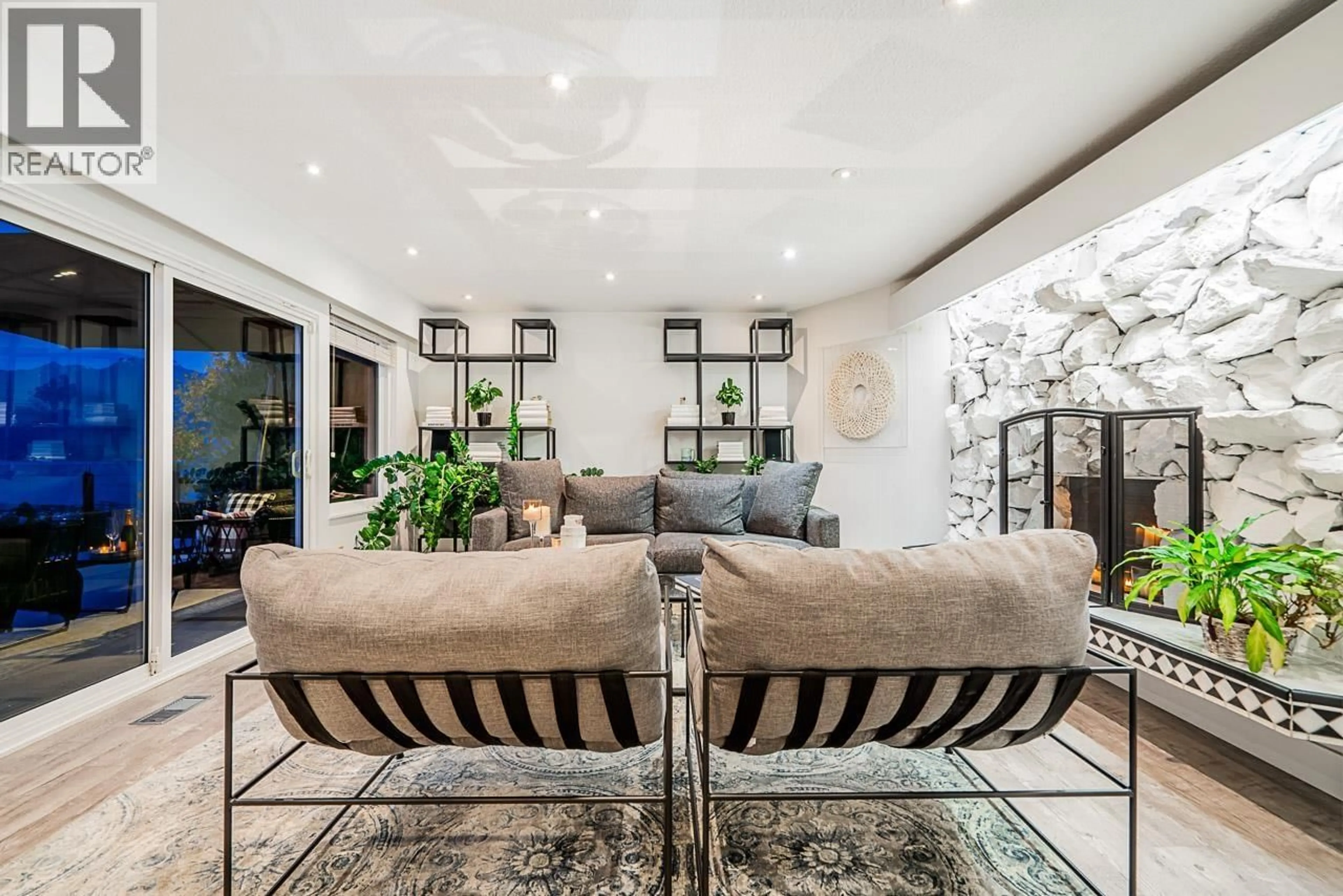 Living room with furniture, unknown for 6446 MARINE DRIVE, West Vancouver British Columbia V7W2S6