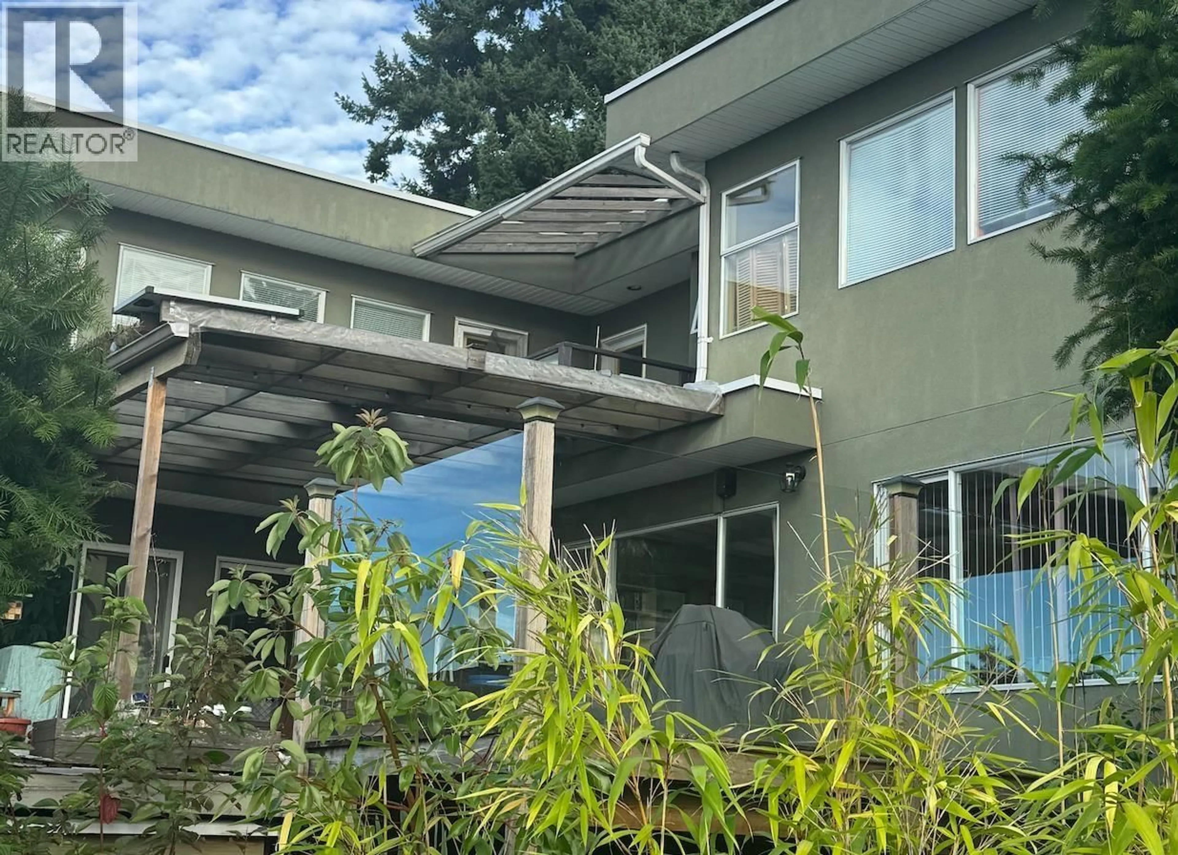 Patio, unknown for 4582 WOODGREEN COURT, West Vancouver British Columbia V7S2V7