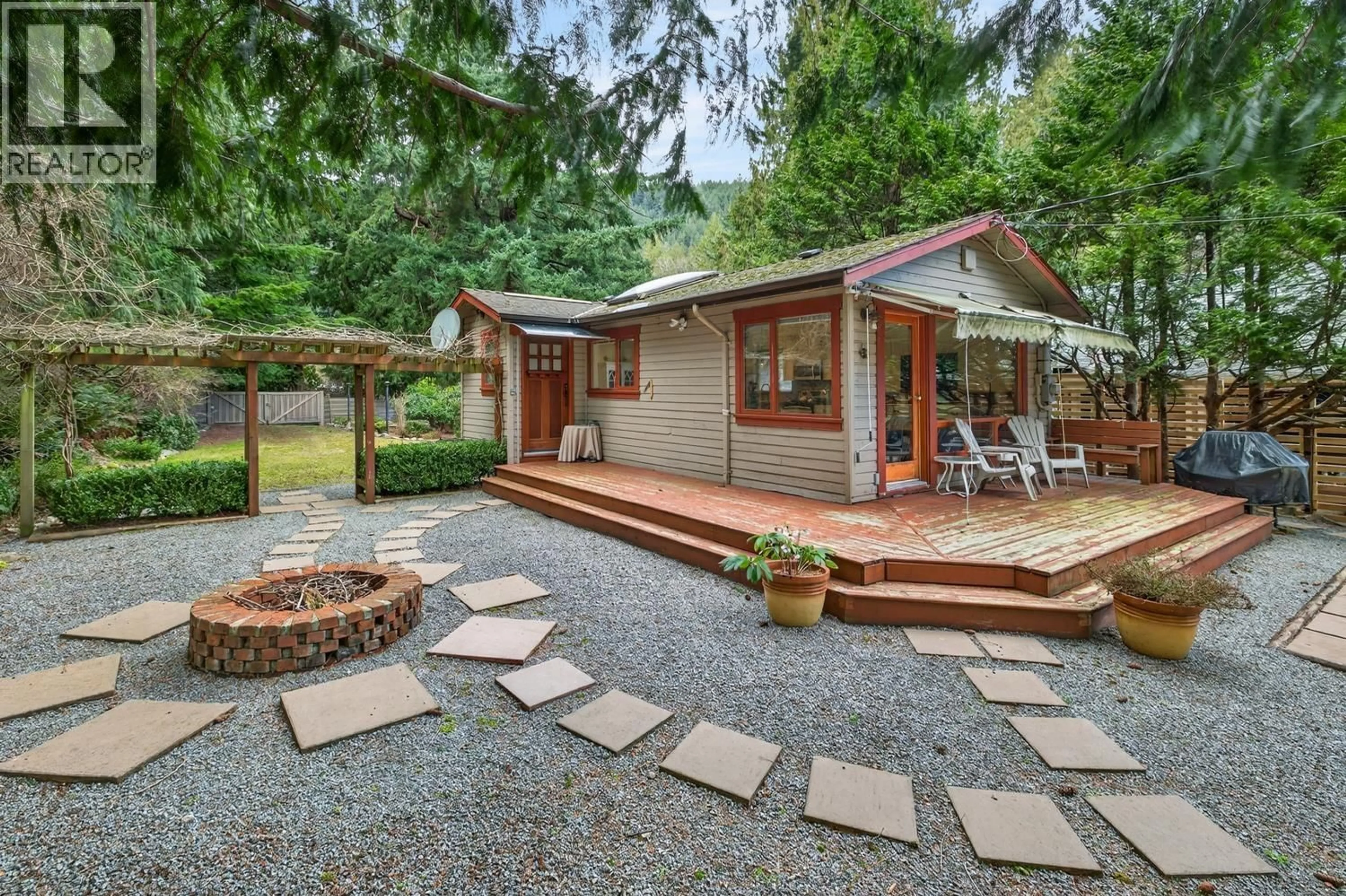 Patio, unknown for 1309 OCEANVIEW ROAD, Bowen Island British Columbia V0N1G1