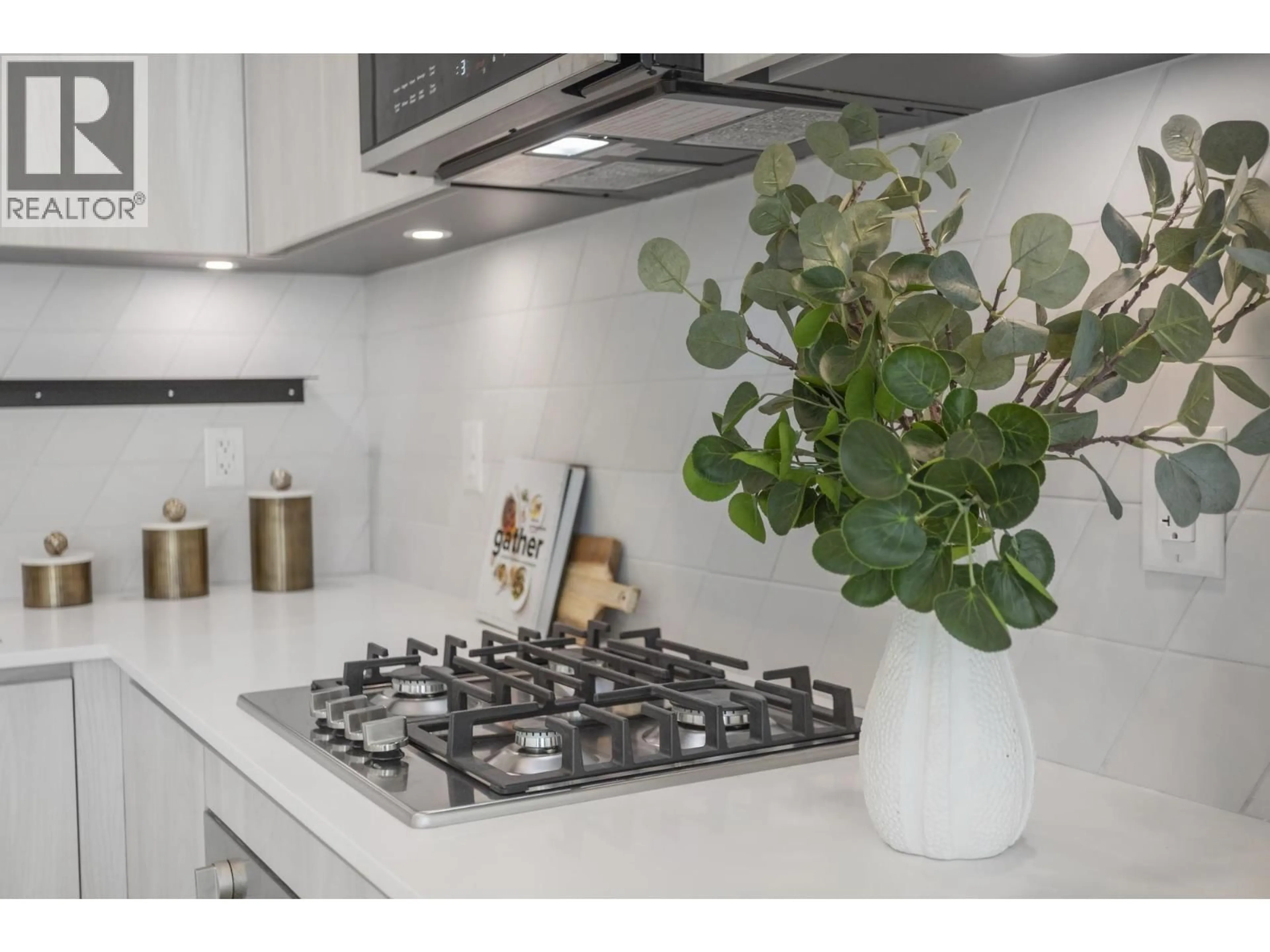 Contemporary kitchen, ceramic/tile floor for 206 - 3264 VANNESS AVENUE, Vancouver British Columbia V5R0L5