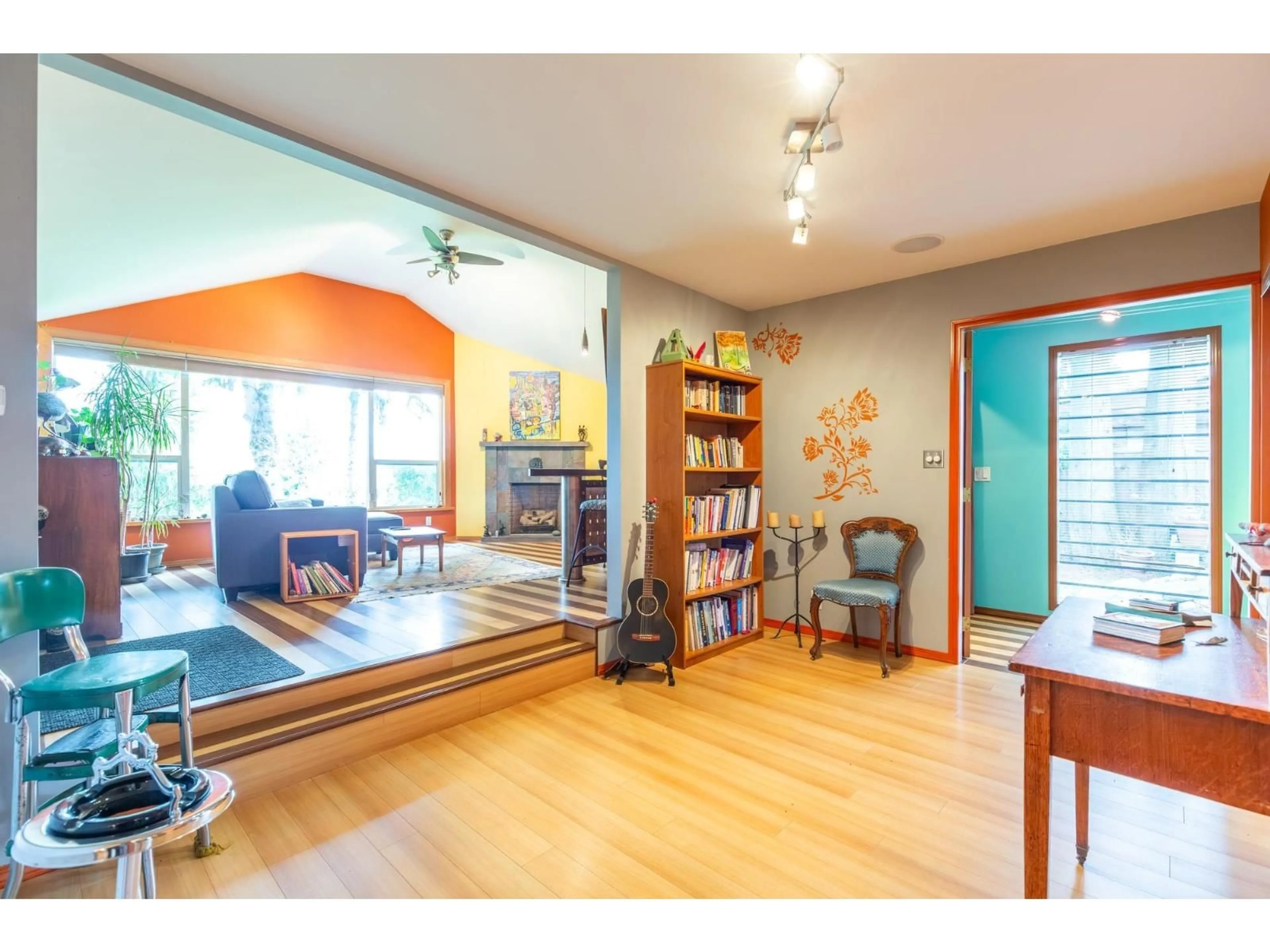 Unknown for 13231 112B AVENUE, Surrey British Columbia V3R2H4